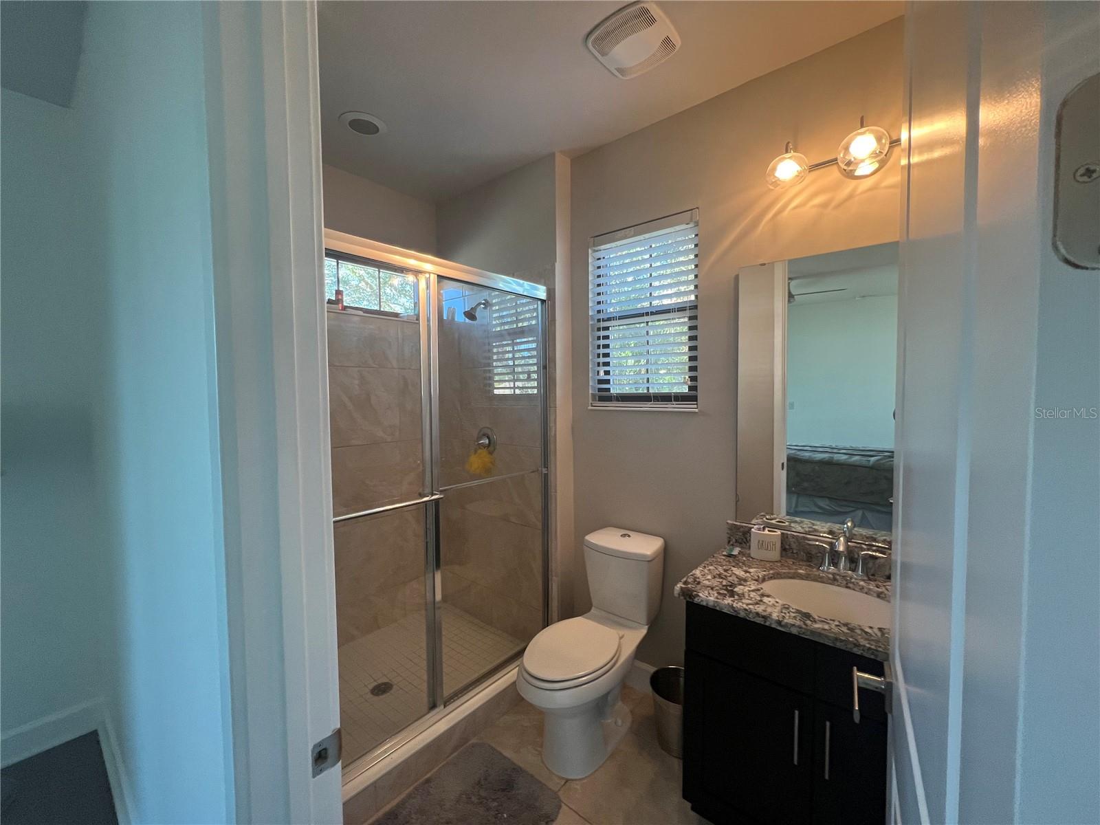 LAKESIDE/TOSCANA - Residential Lease