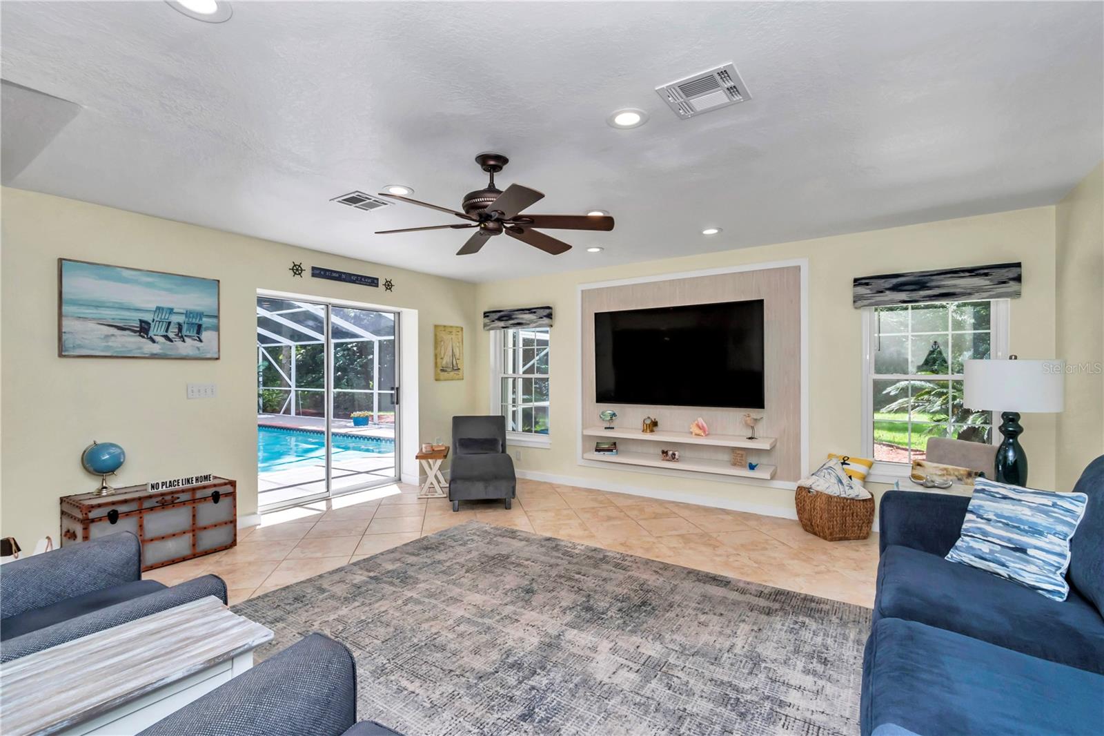 COUNTRY CLUB/OCALA UN 01 - Residential