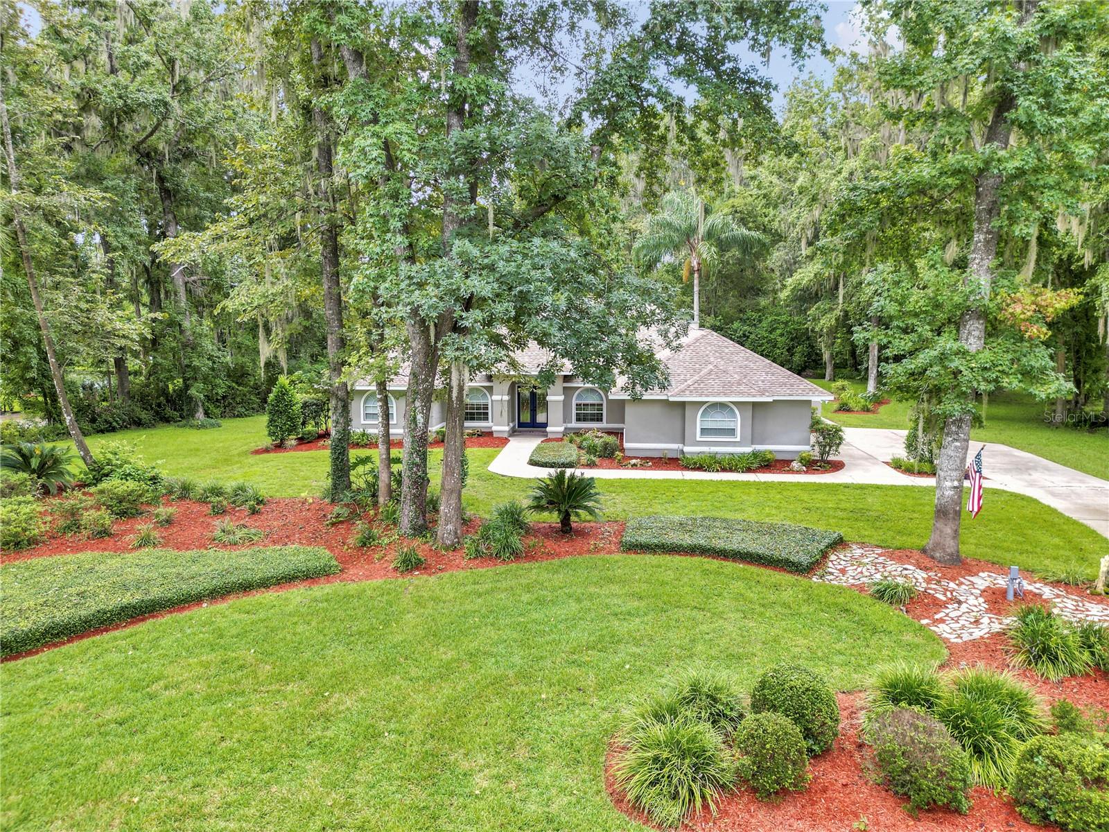 COUNTRY CLUB/OCALA UN 01 - Residential