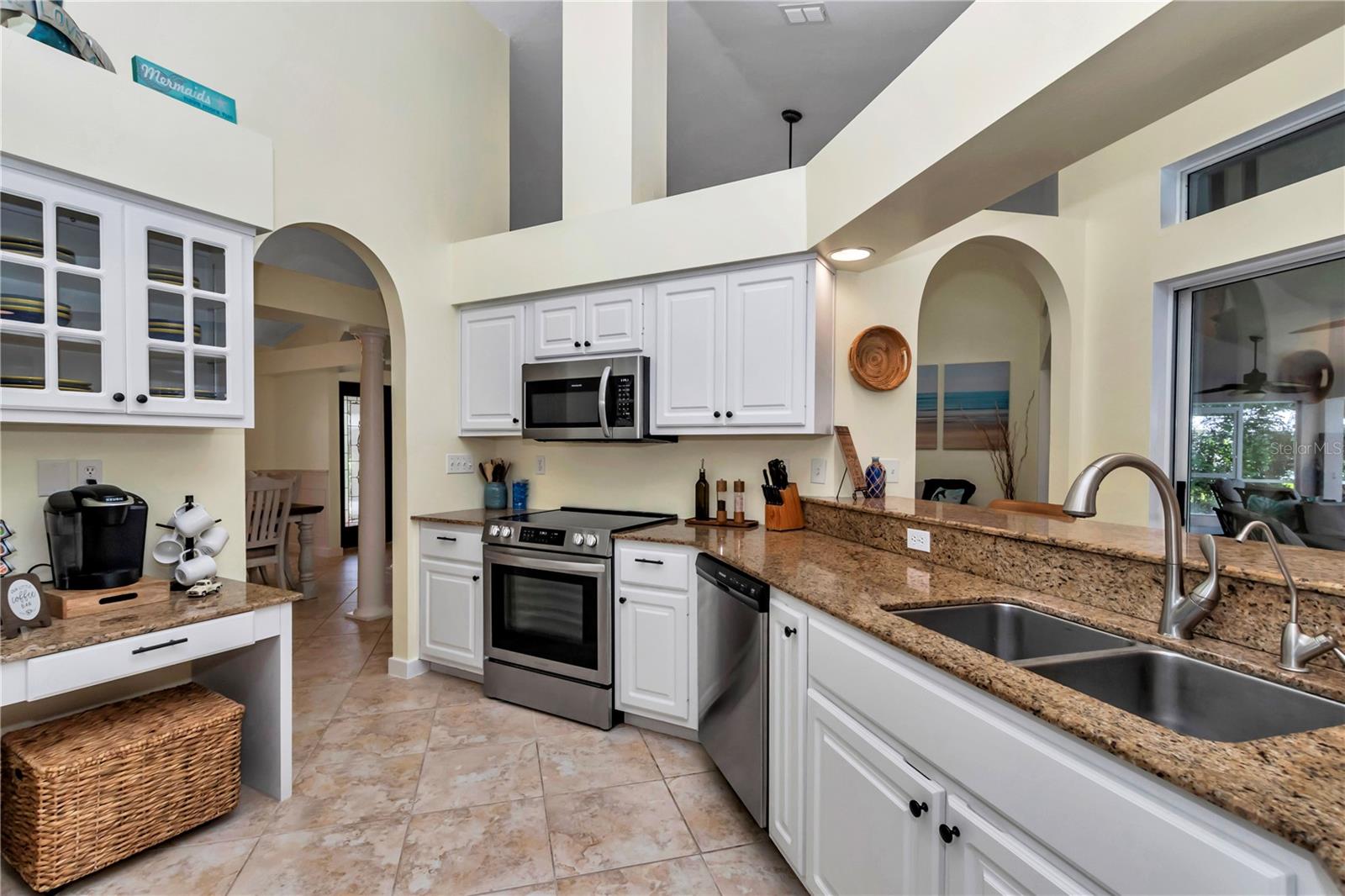 COUNTRY CLUB/OCALA UN 01 - Residential