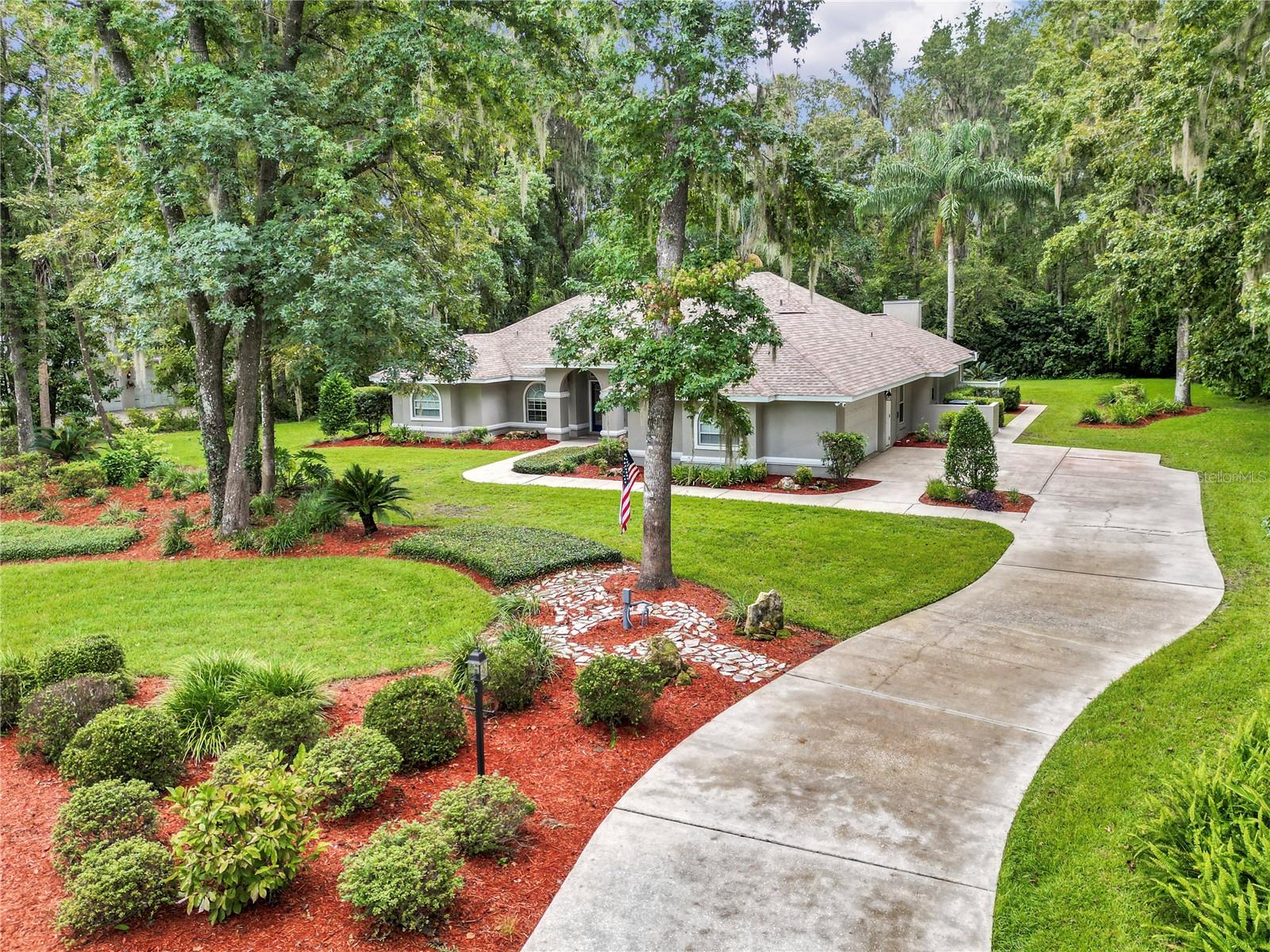COUNTRY CLUB/OCALA UN 01 - Residential
