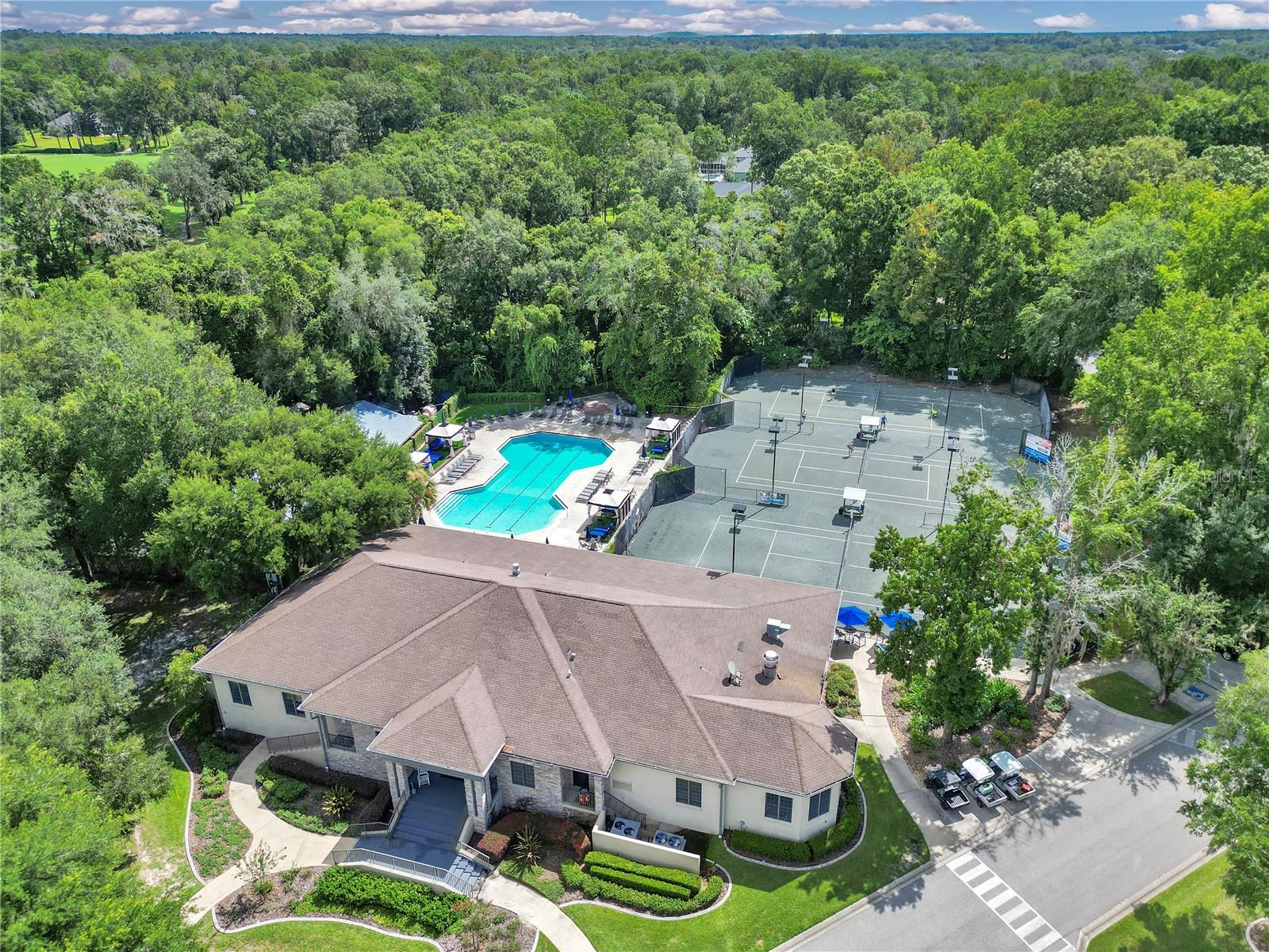 COUNTRY CLUB/OCALA UN 01 - Residential