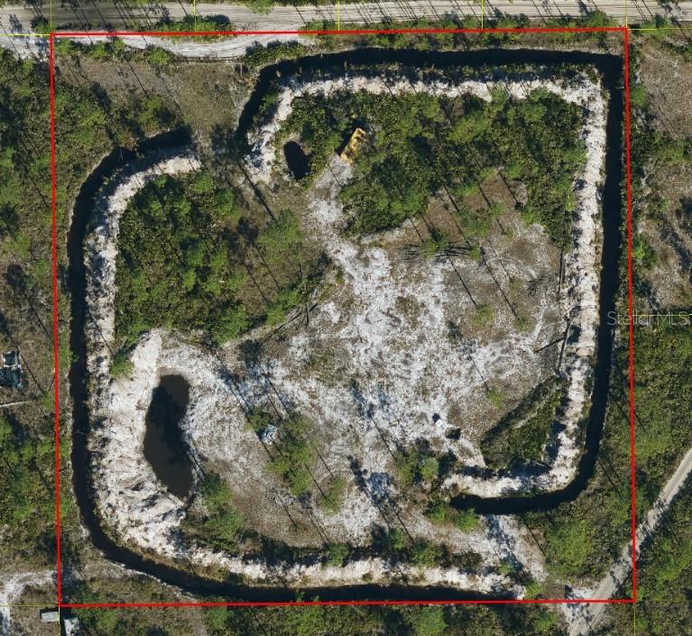 SUBURBAN ESTATES UNREC - Land