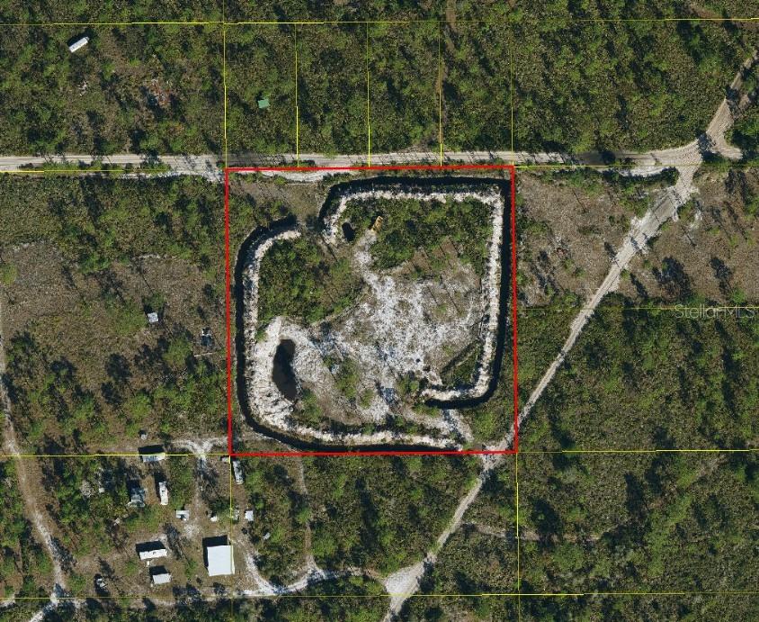 SUBURBAN ESTATES UNREC - Land