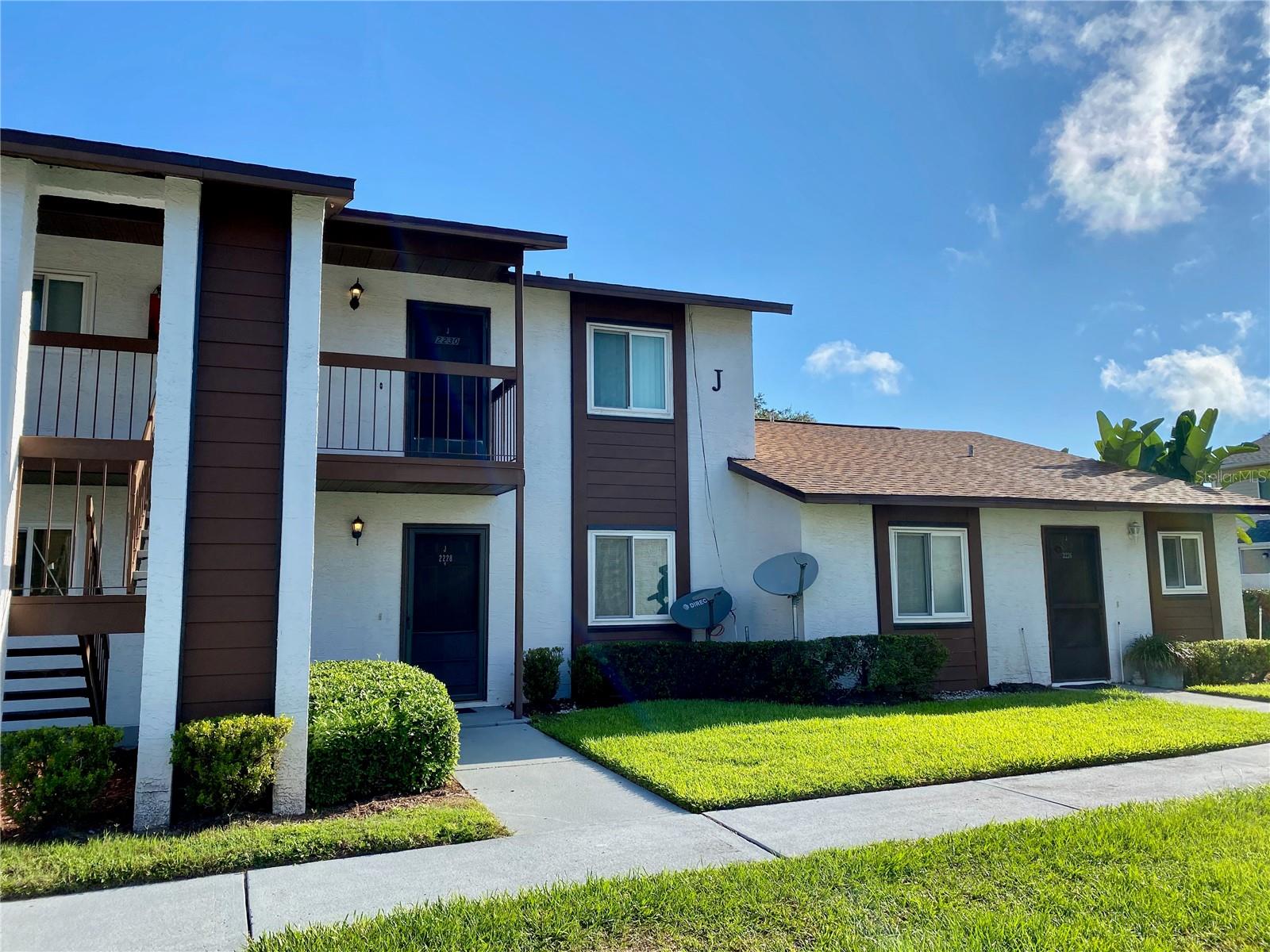 Tucked into the vibrant heart of Zephyrhills, this upgraded condo isn’t just a place to live — it’s a space to thrive. From the moment you enter inside, the modern design and thoughtful finishes set the tone: granite countertops, sleek cabinetry, recessed lighting, and updated appliances make the kitchen a true standout. The open layout flows effortlessly, blending style and comfort with laminate flooring throughout and a sun-kissed screened-in porch finished in wood-look porcelain tile — perfect for morning coffee or evening unwinds.
Whether you’re hosting friends or enjoying a quiet night in, every corner of this home is designed for easy living. And when you’re ready to enjoy out doors , the Talia community invites you to enjoy a resort-style lifestyle — with a heated pool, playground, clubhouse, shuffleboard, and courts for basketball and volleyball.
All of this, just minutes from shopping, dining, hospitals, and quick access to major highways. 39132 County Road 54, Unit #2230 isn’t just a rental — it’s your next chapter.