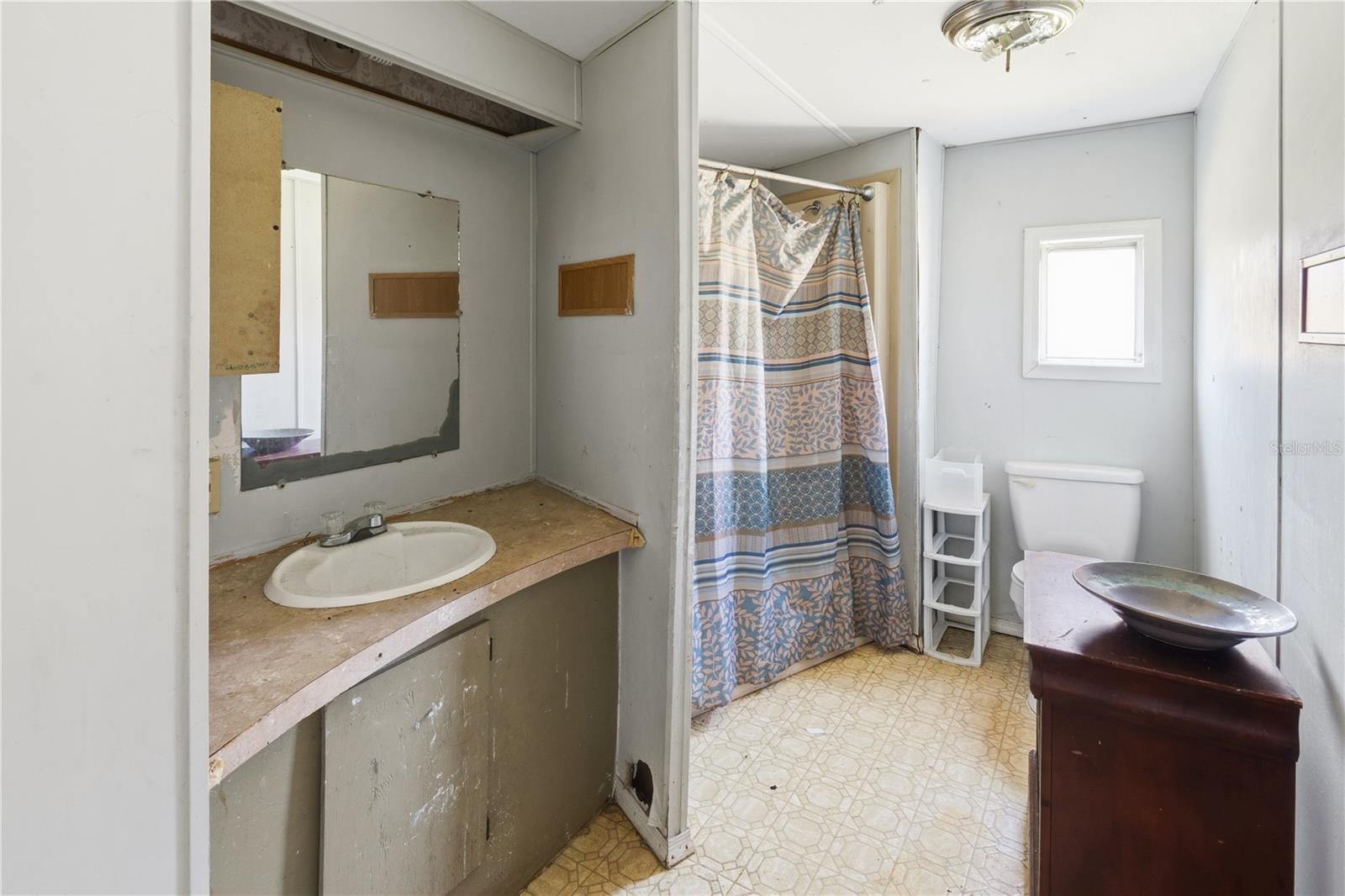 HALLAM & CO SUB - Residential