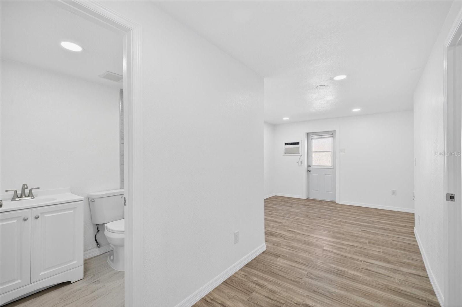 EMBASSY HILLS - Residential