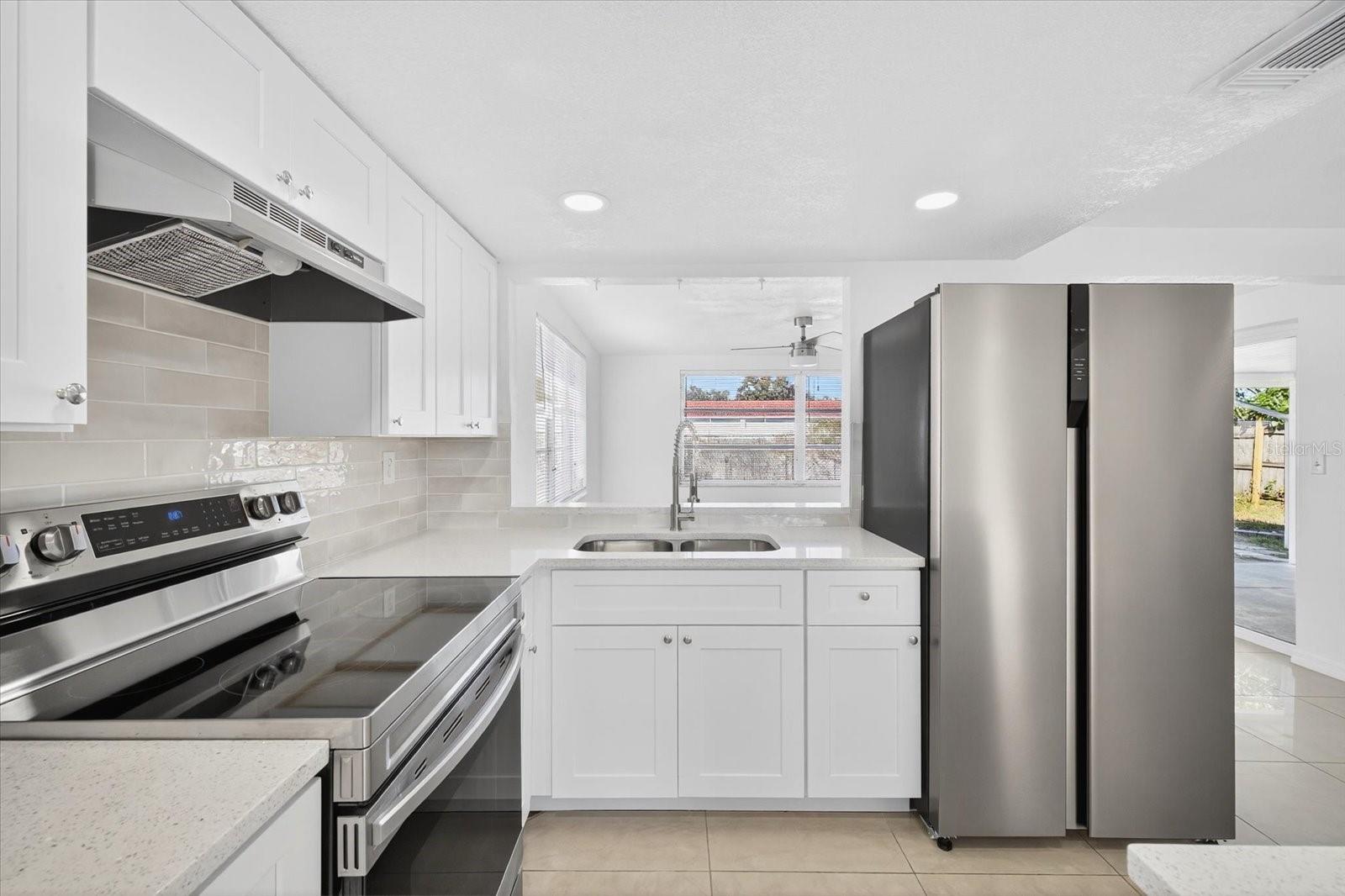 EMBASSY HILLS - Residential