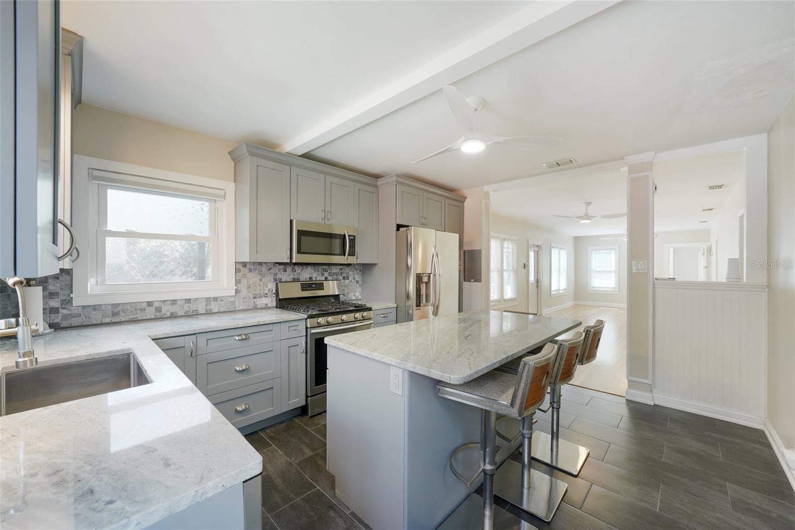 OLD KENTUCKY - Residential