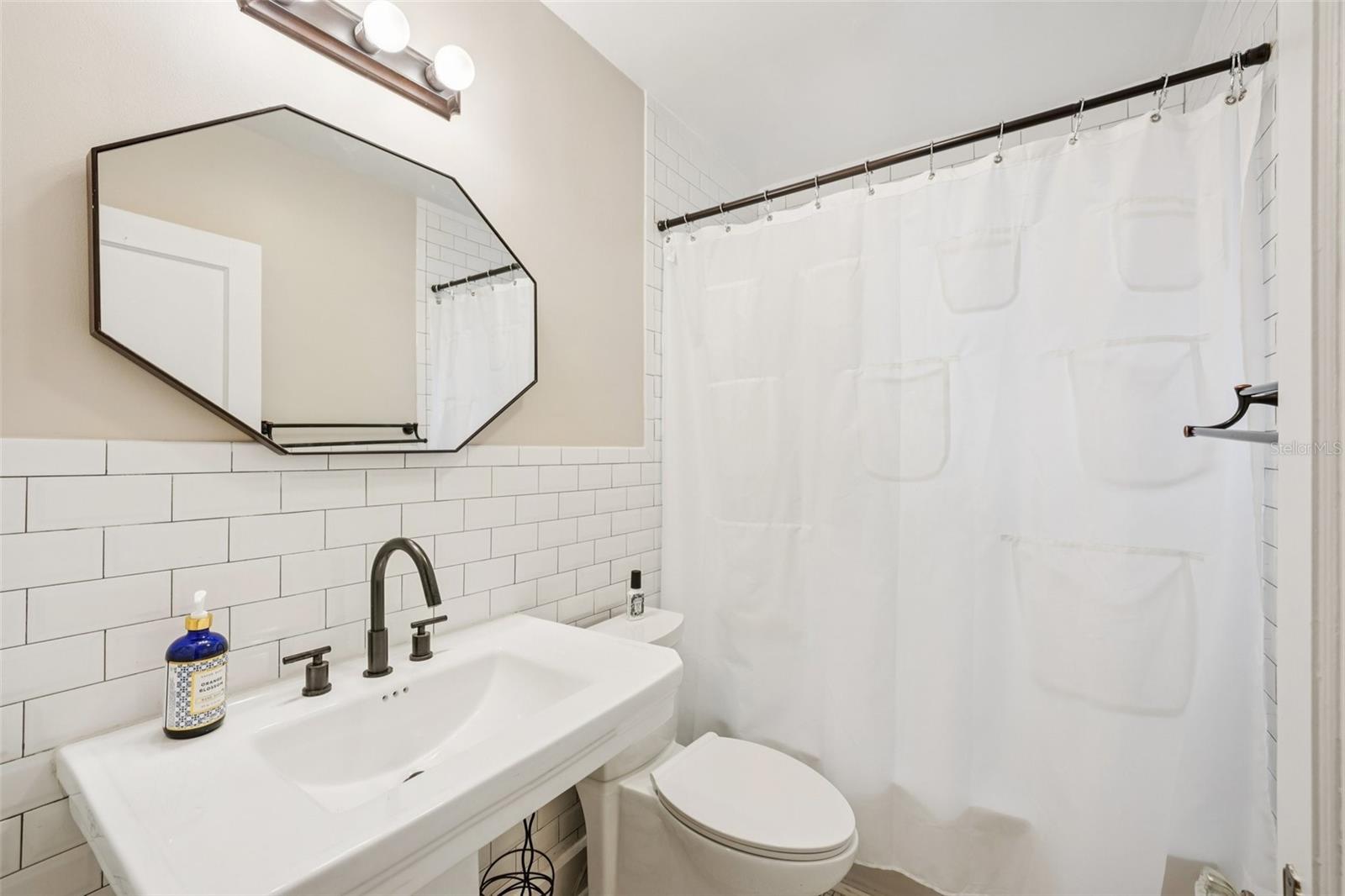 OLD KENTUCKY - Residential