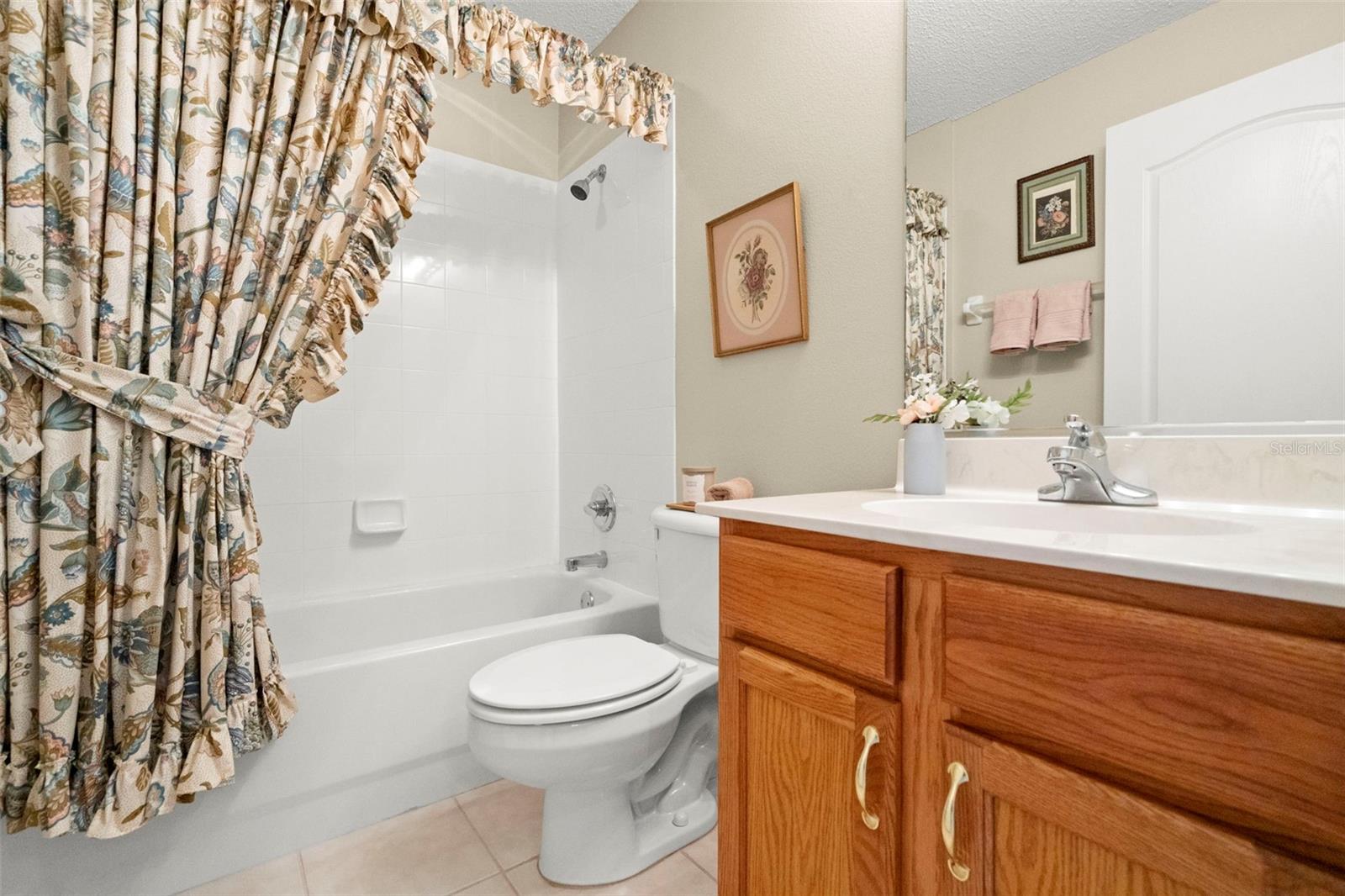 EDINBURGH CONDO - Residential