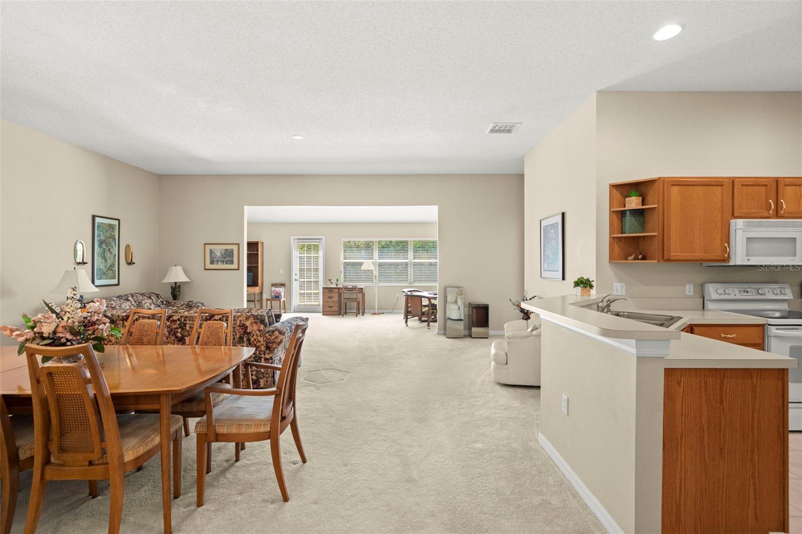 EDINBURGH CONDO - Residential