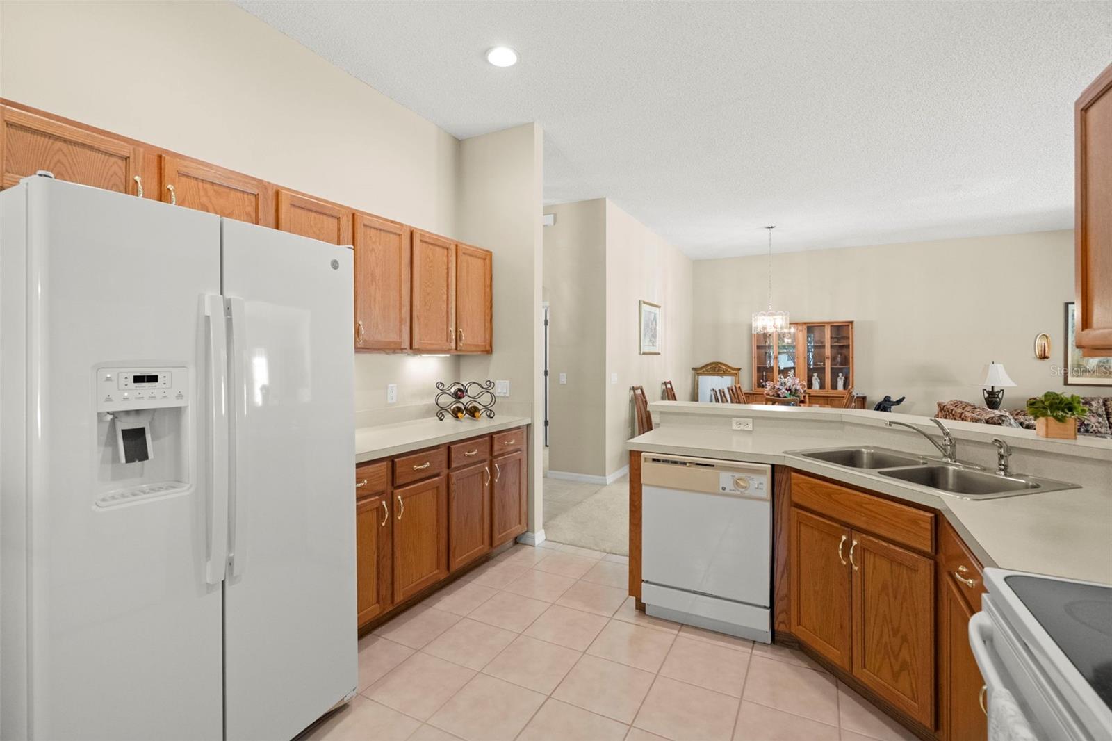 EDINBURGH CONDO - Residential