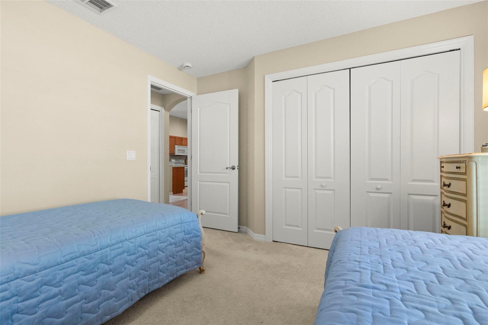 EDINBURGH CONDO - Residential