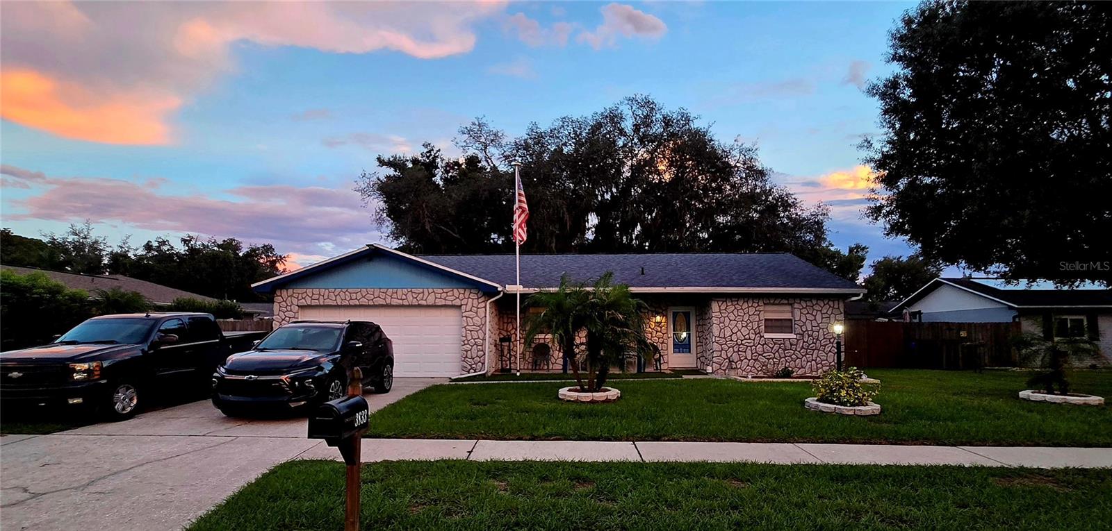 3833 TWILIGHT DRIVE