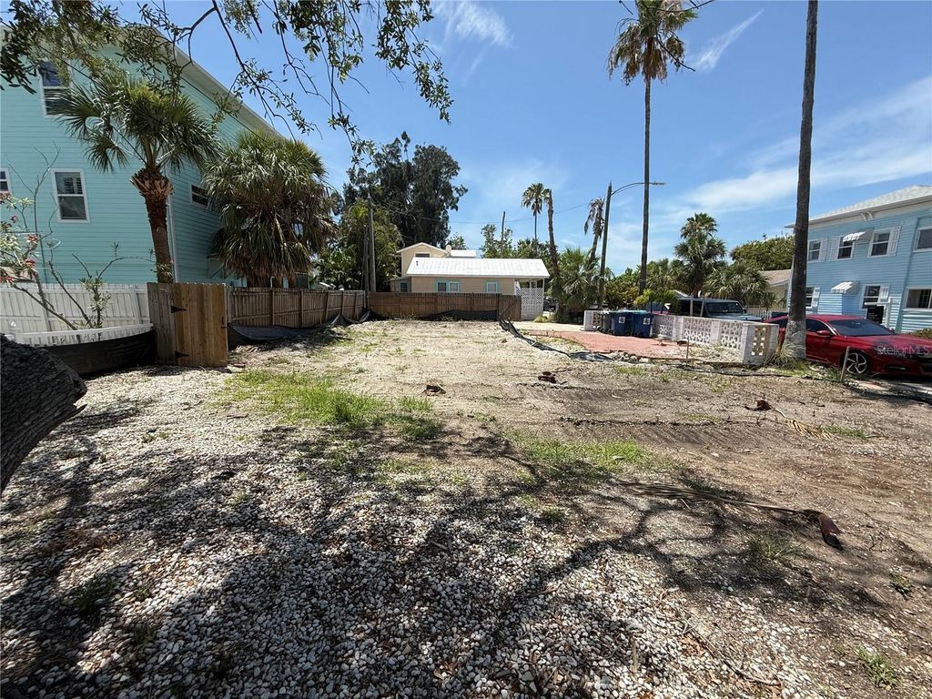 Photo of 8586 E Bay Drive, Treasure Island, FL 33706 (MLS # TB8512413)