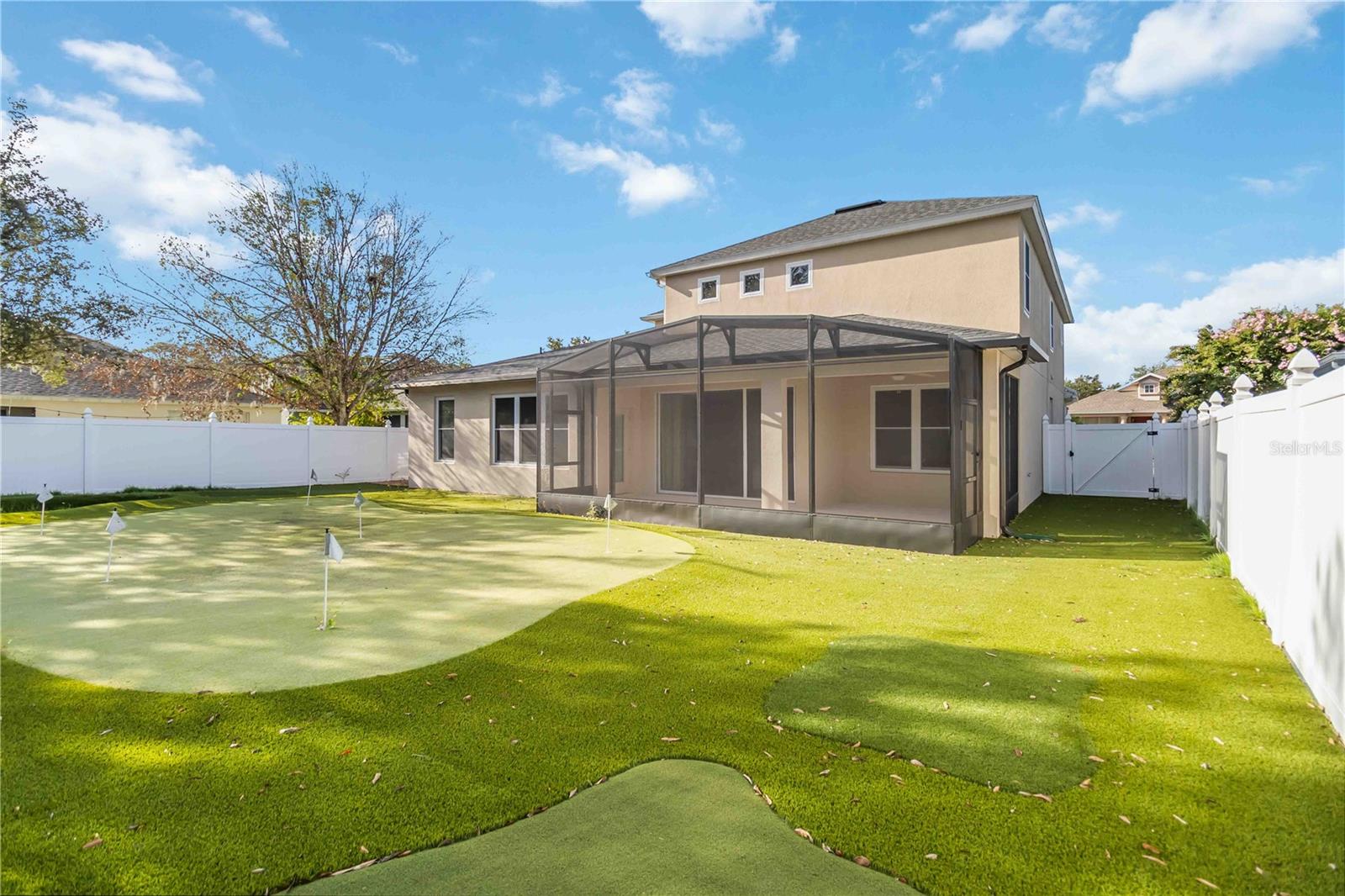 LAKES/WINDERMERE-PEACHTREE - Residential