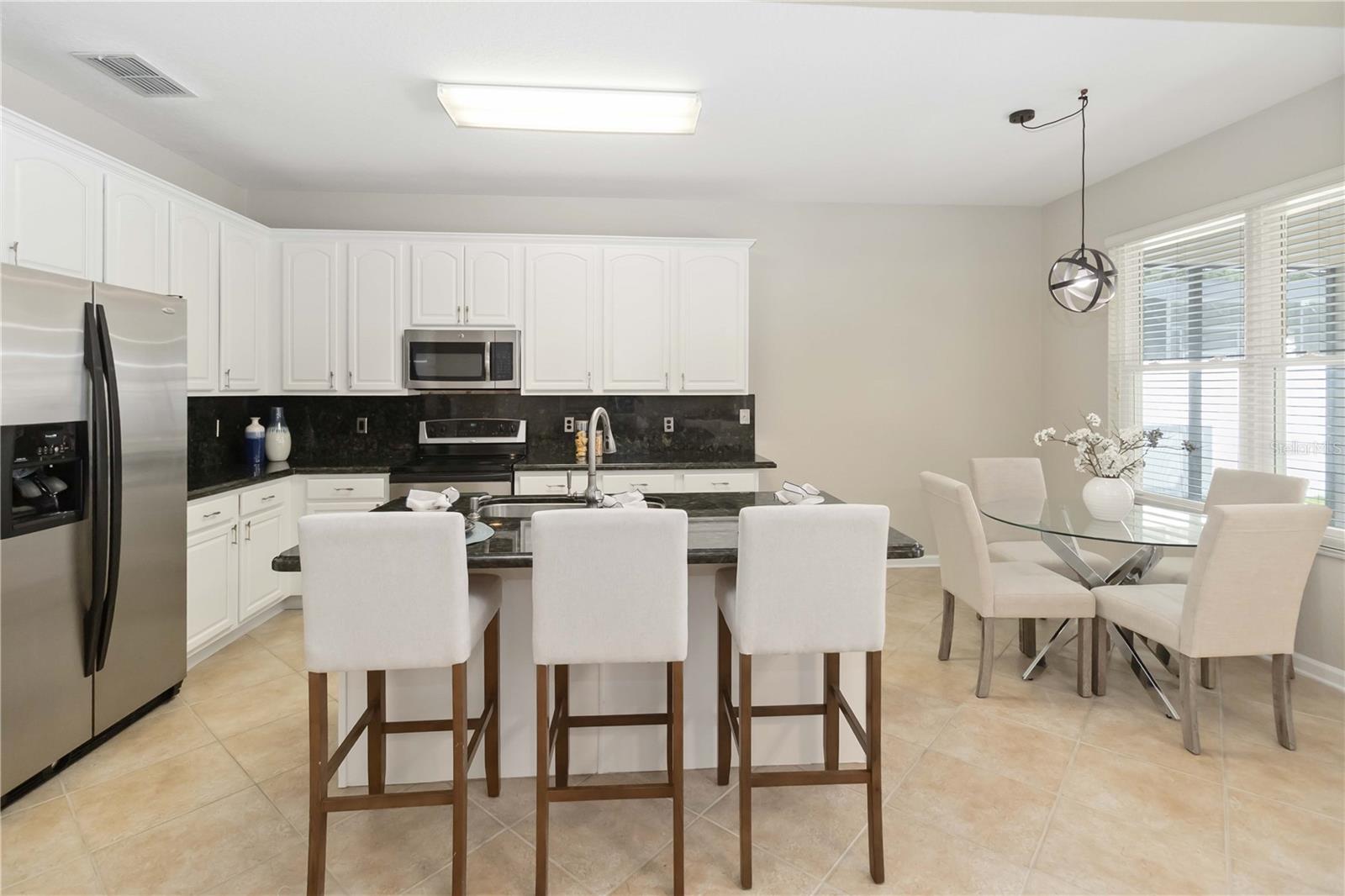 LAKES/WINDERMERE-PEACHTREE - Residential