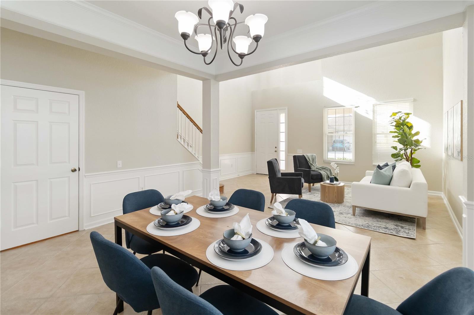 LAKES/WINDERMERE-PEACHTREE - Residential