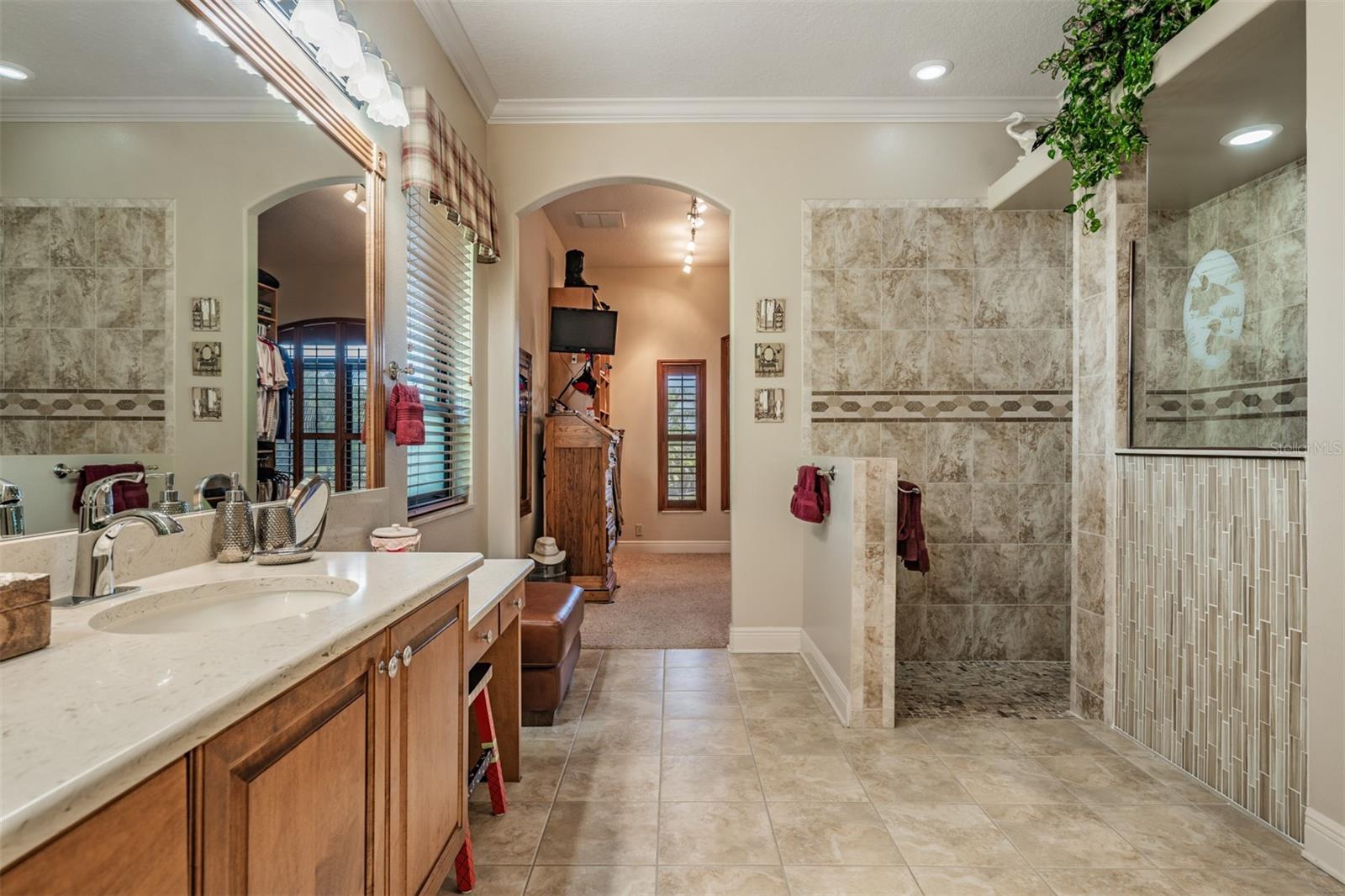 LAKE JOVITA GOLF AND COUNTRY CLUB - Residential