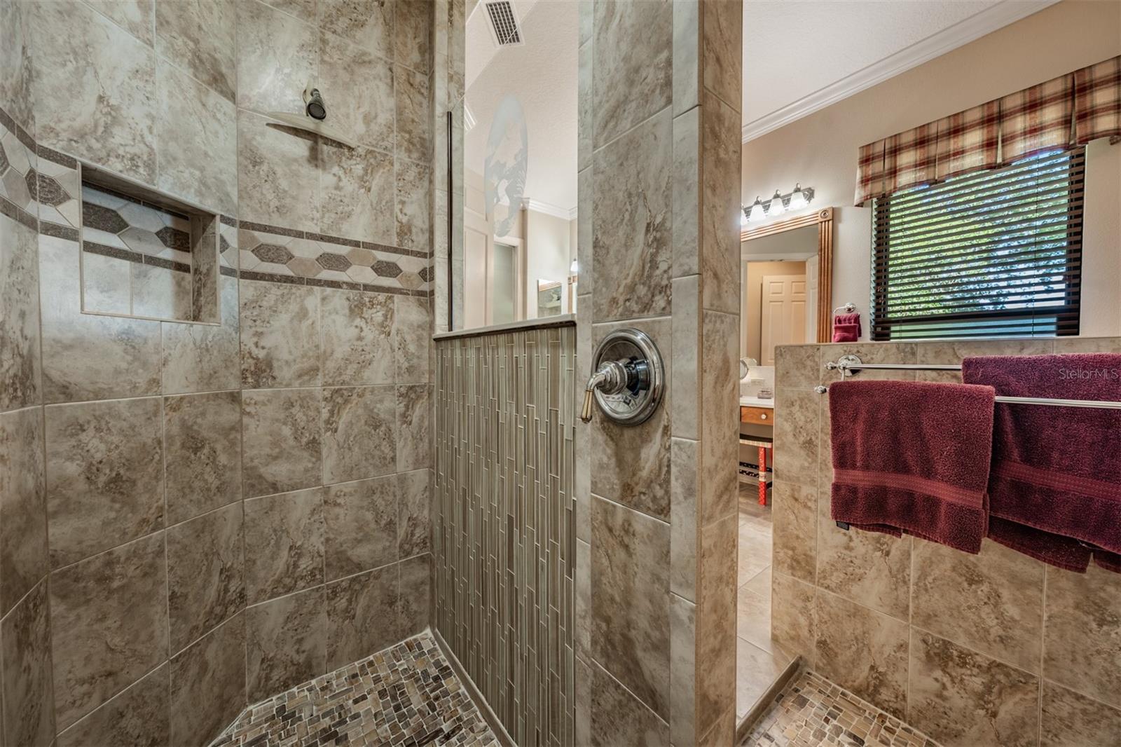 LAKE JOVITA GOLF AND COUNTRY CLUB - Residential