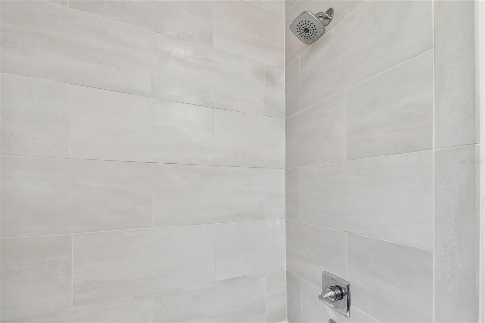 EAGLES NEST GARDENS ESTATES - Residential Lease