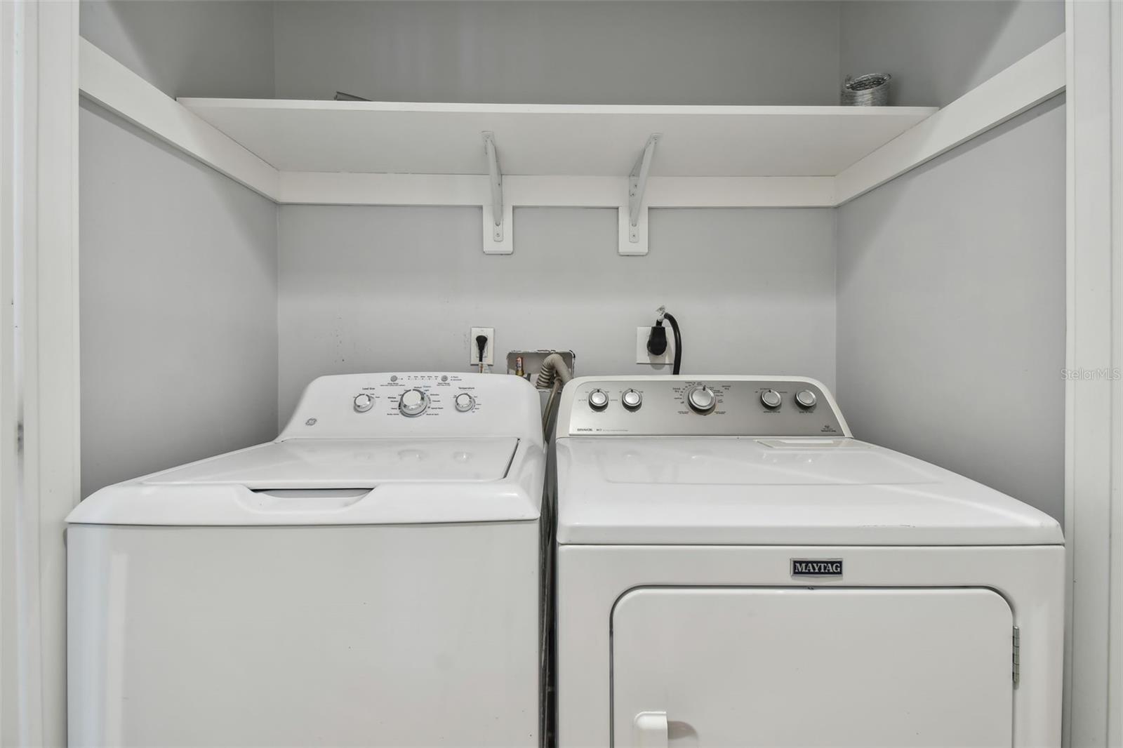 EAGLES NEST GARDENS ESTATES - Residential Lease