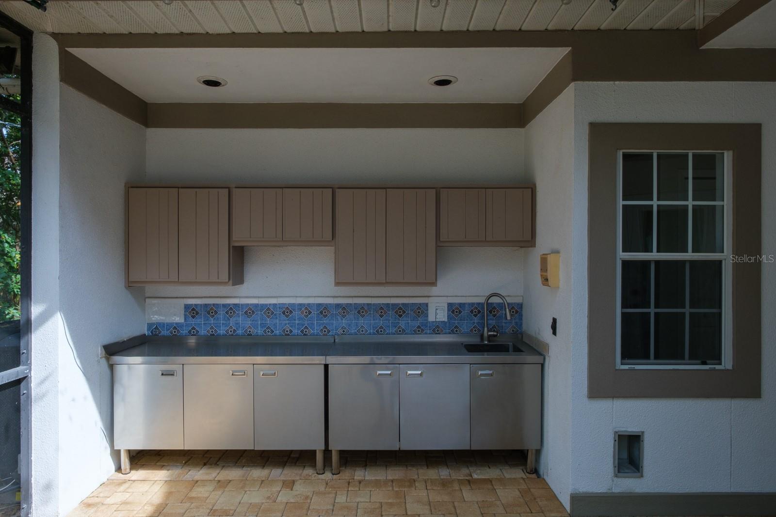 DEERPATH UNIT ONE - Residential