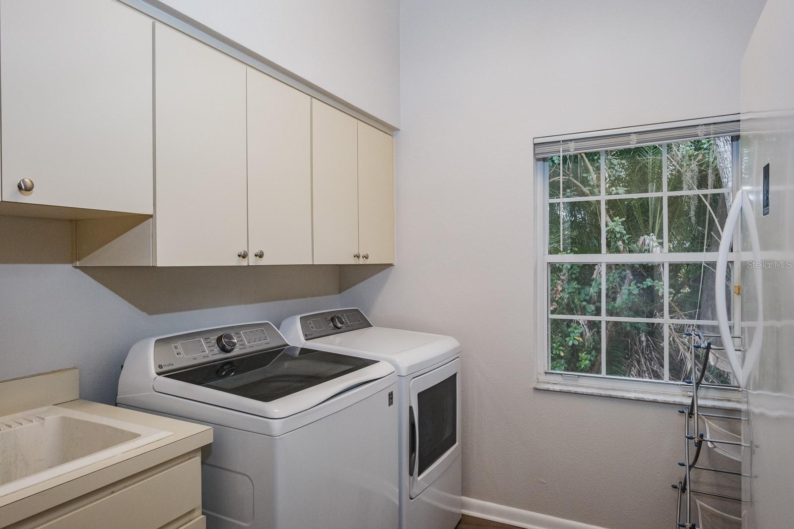 DEERPATH UNIT ONE - Residential