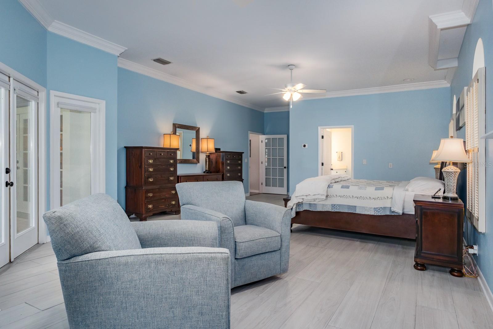 DEERPATH UNIT ONE - Residential