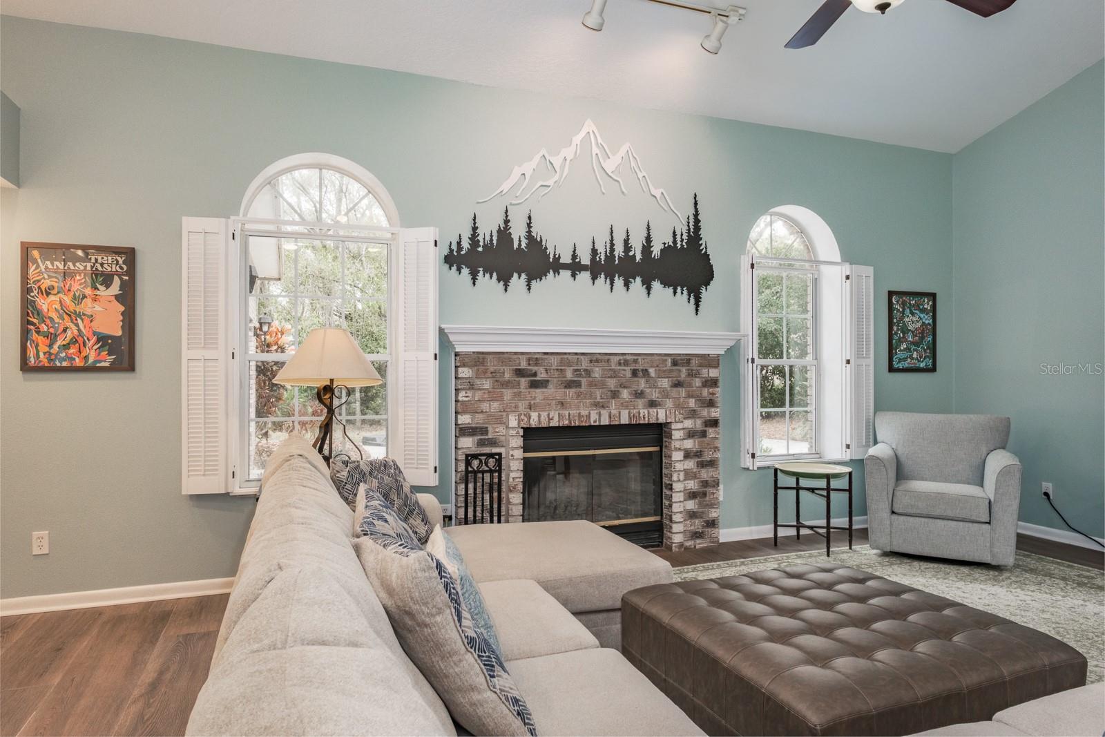 DEERPATH UNIT ONE - Residential