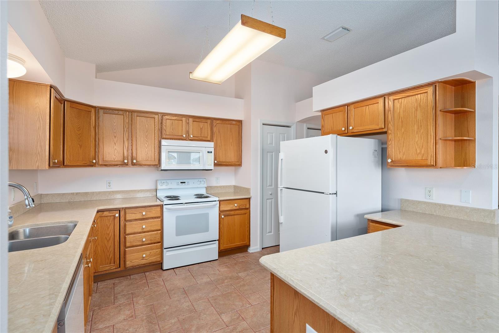 VILLAGE/SUMTER UN #18 - Residential