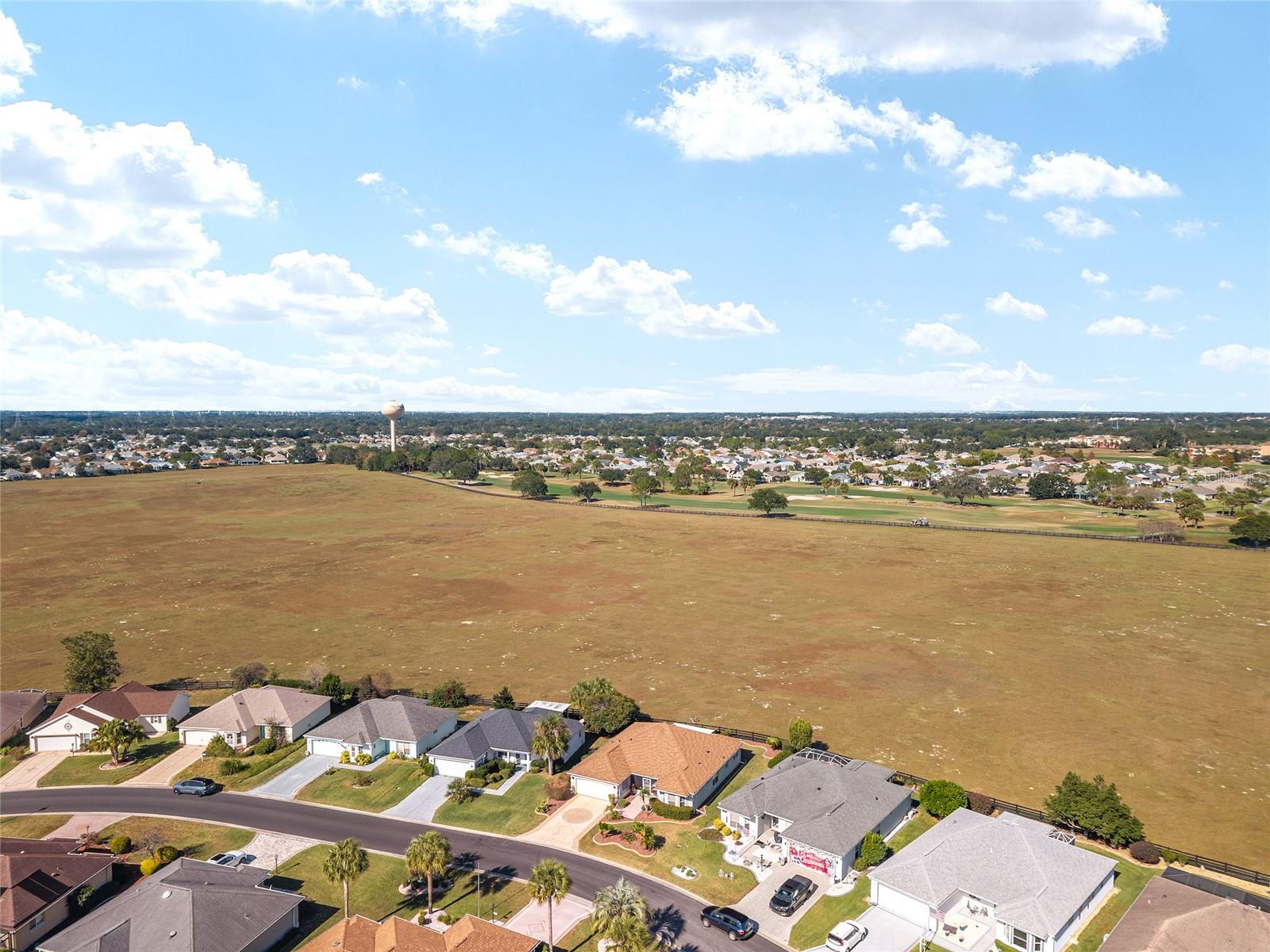 VILLAGE/SUMTER UN #18 - Residential