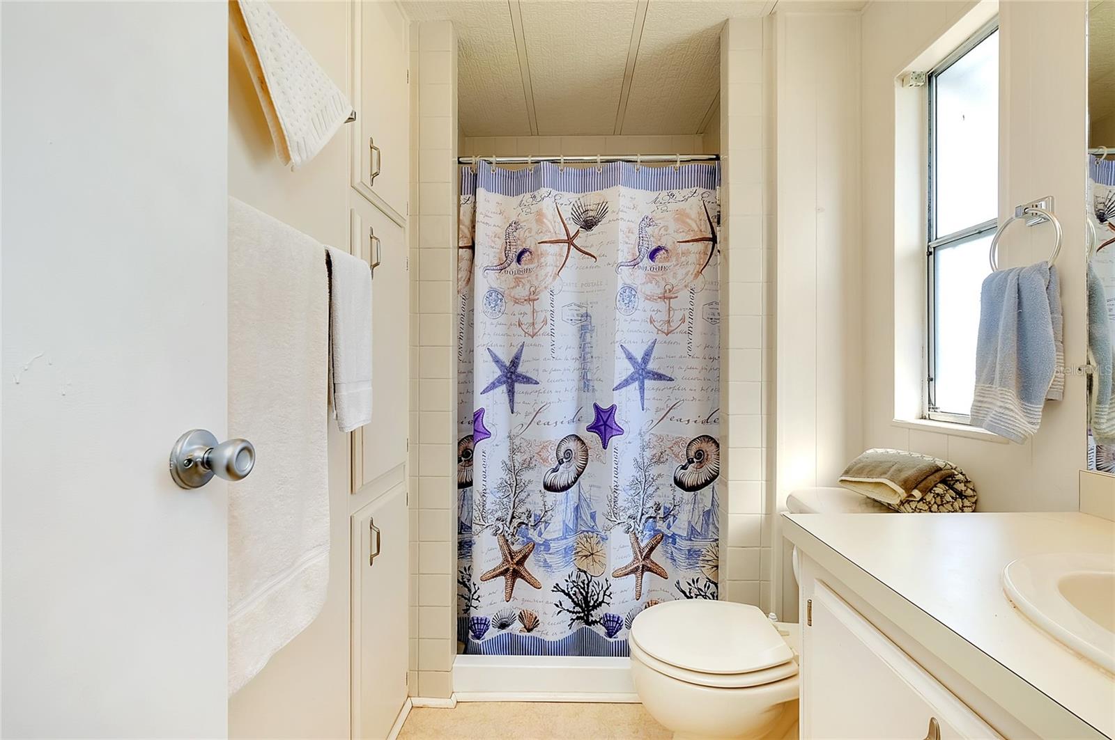 VENICE ISLE - Residential