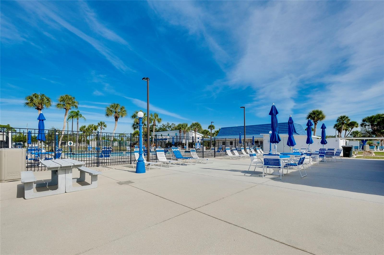 VENICE ISLE - Residential