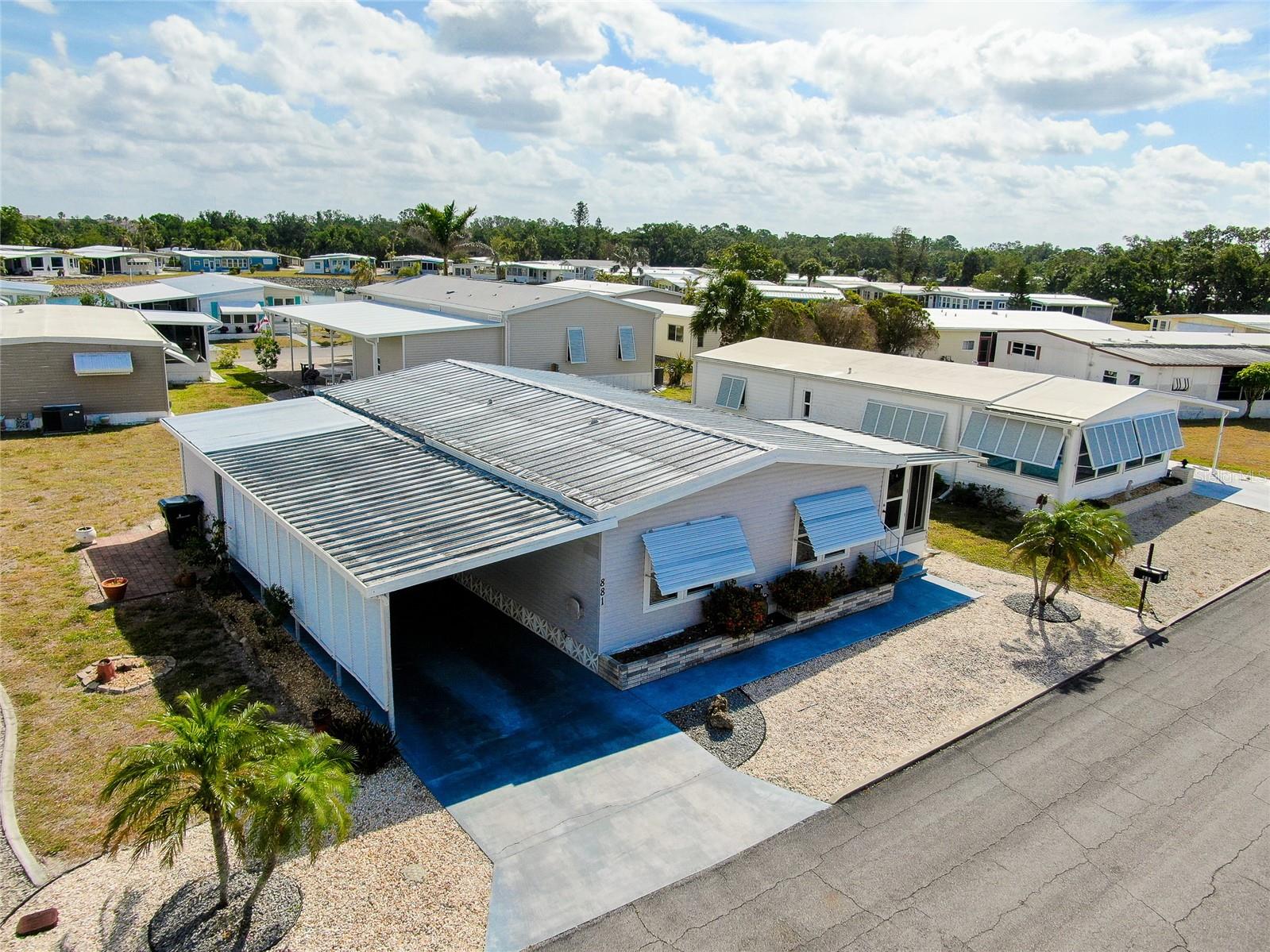 VENICE ISLE - Residential