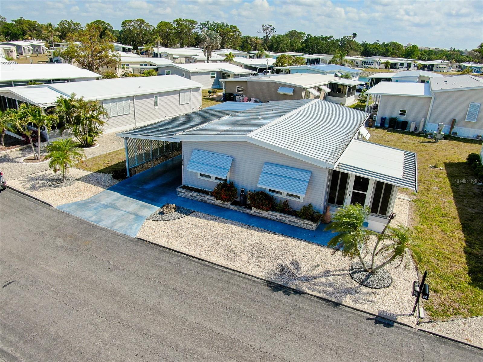 VENICE ISLE - Residential