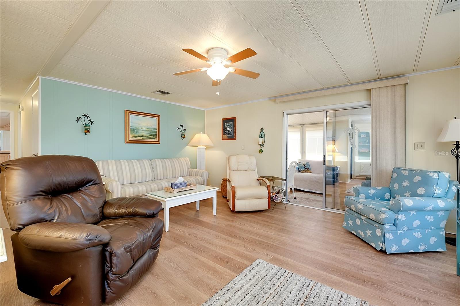 VENICE ISLE - Residential