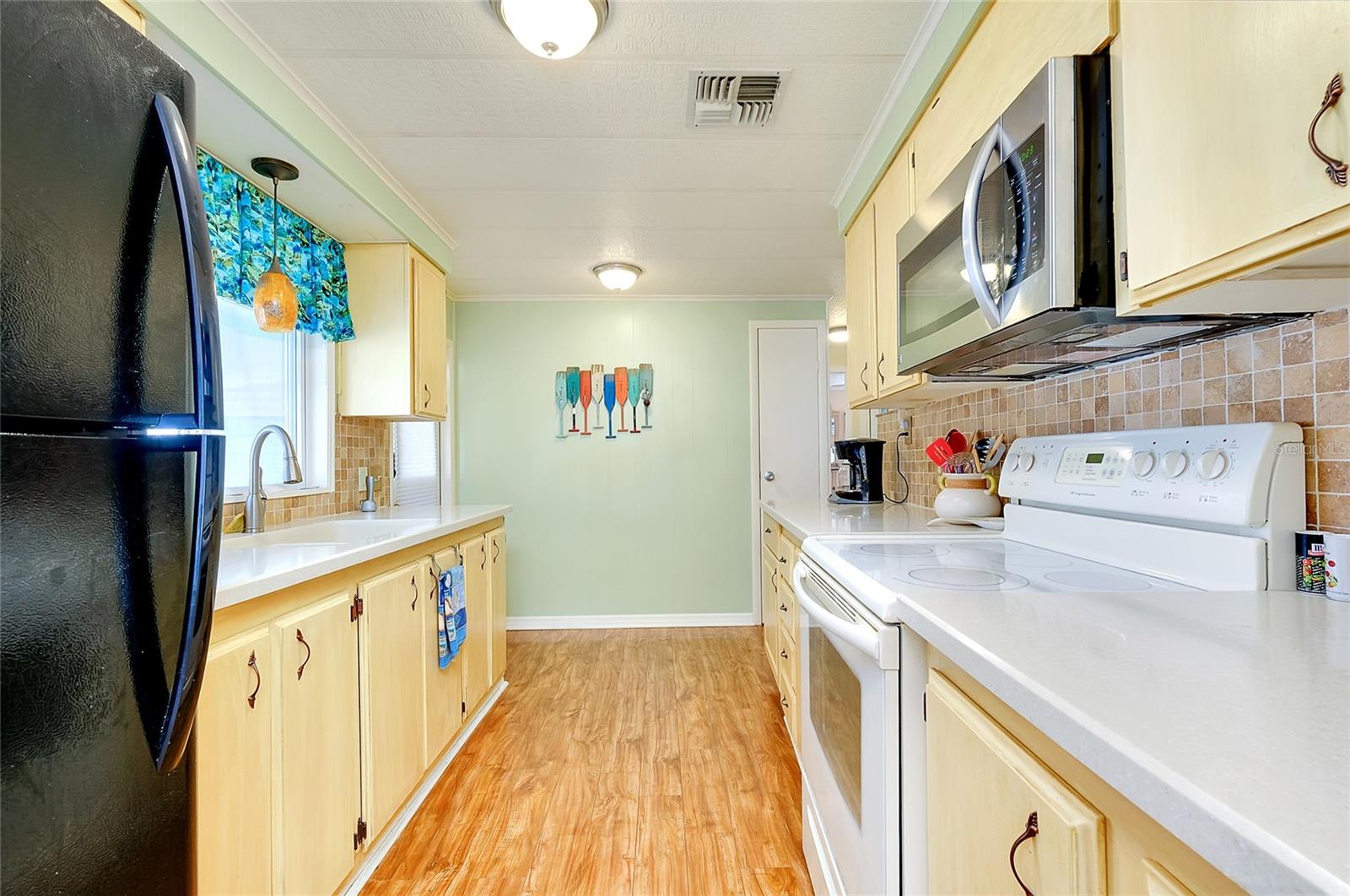 VENICE ISLE - Residential