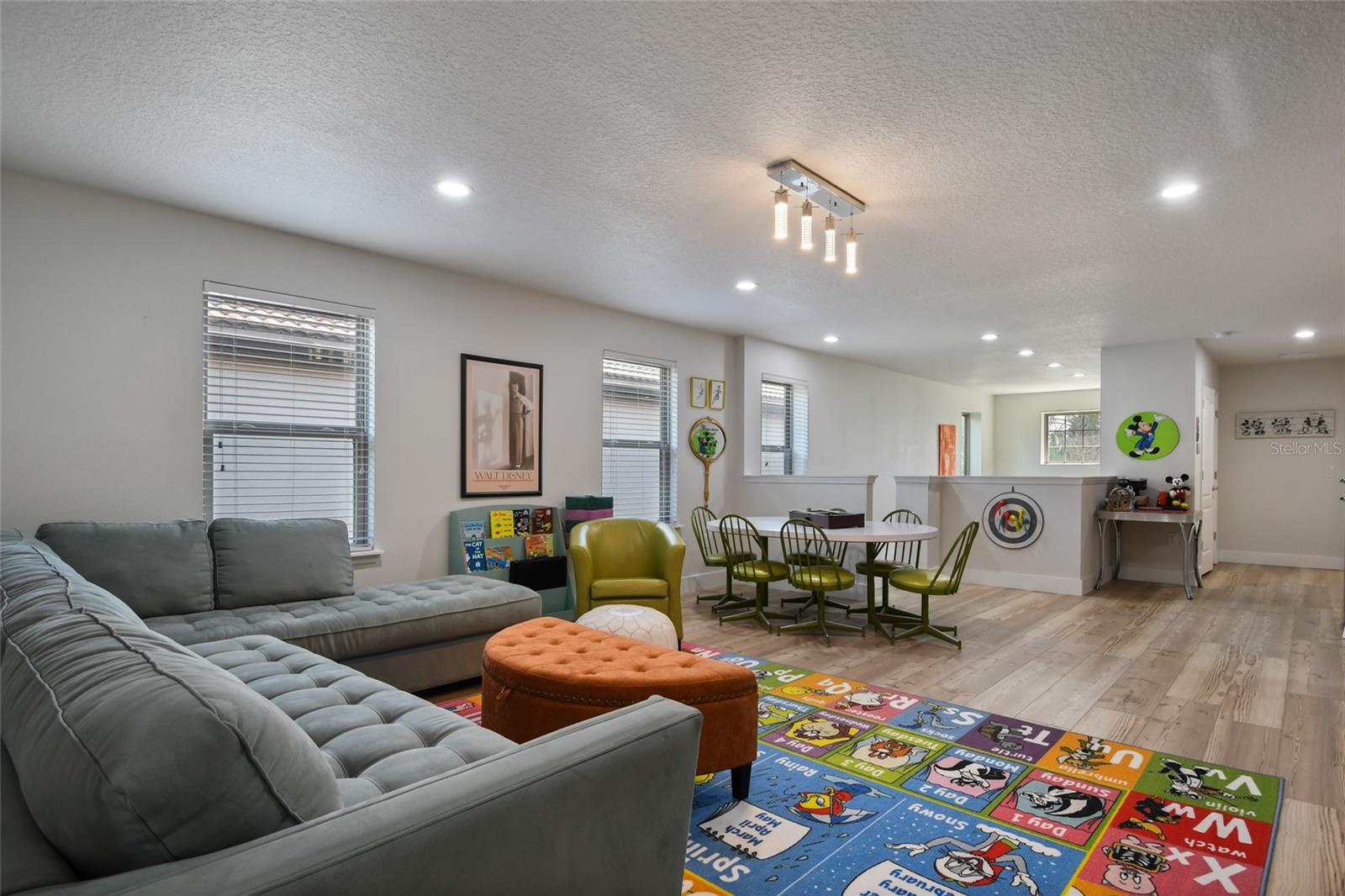 WINDSOR AT WESTSIDE PH 1 - Residential