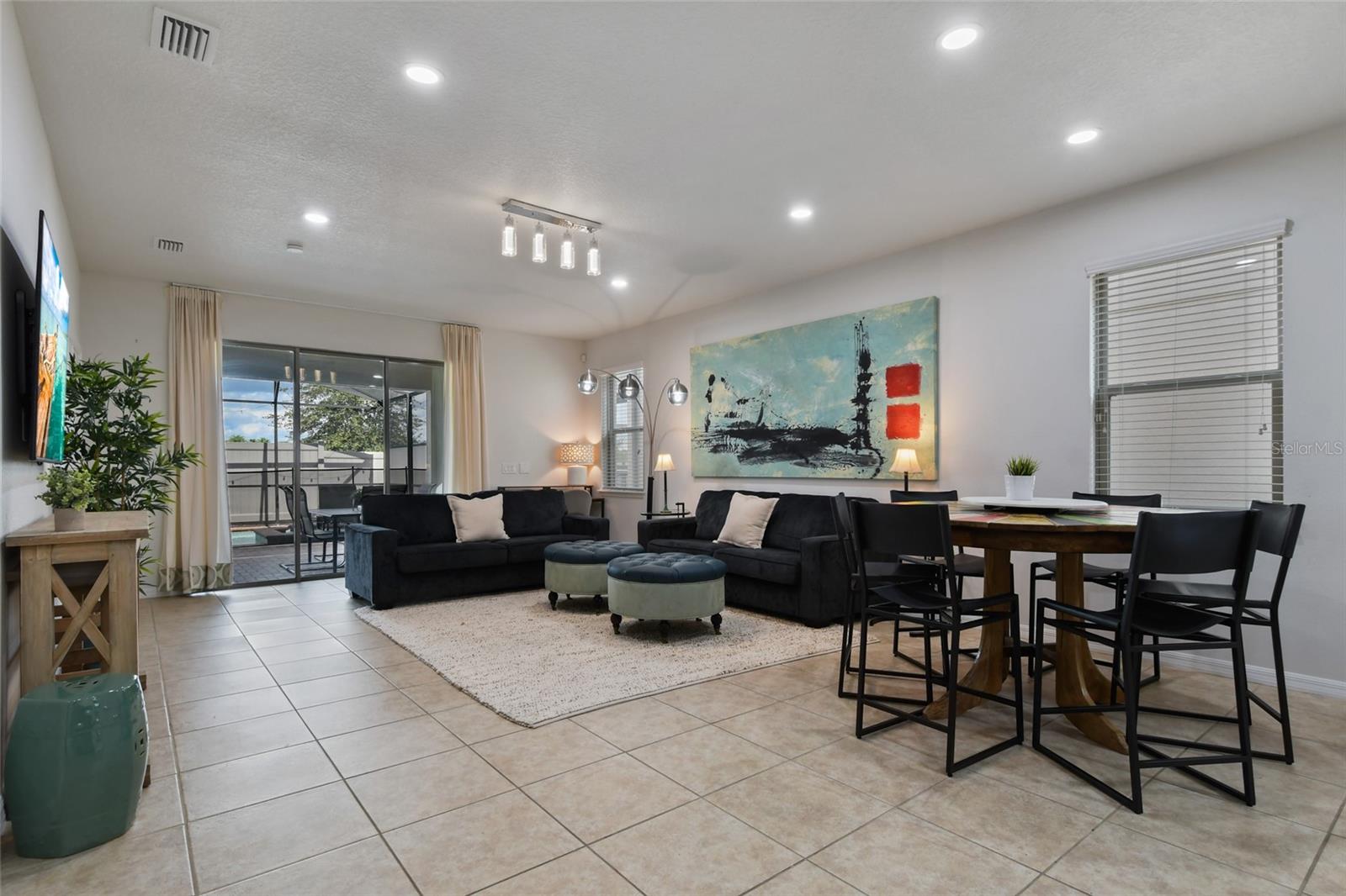 WINDSOR AT WESTSIDE PH 1 - Residential