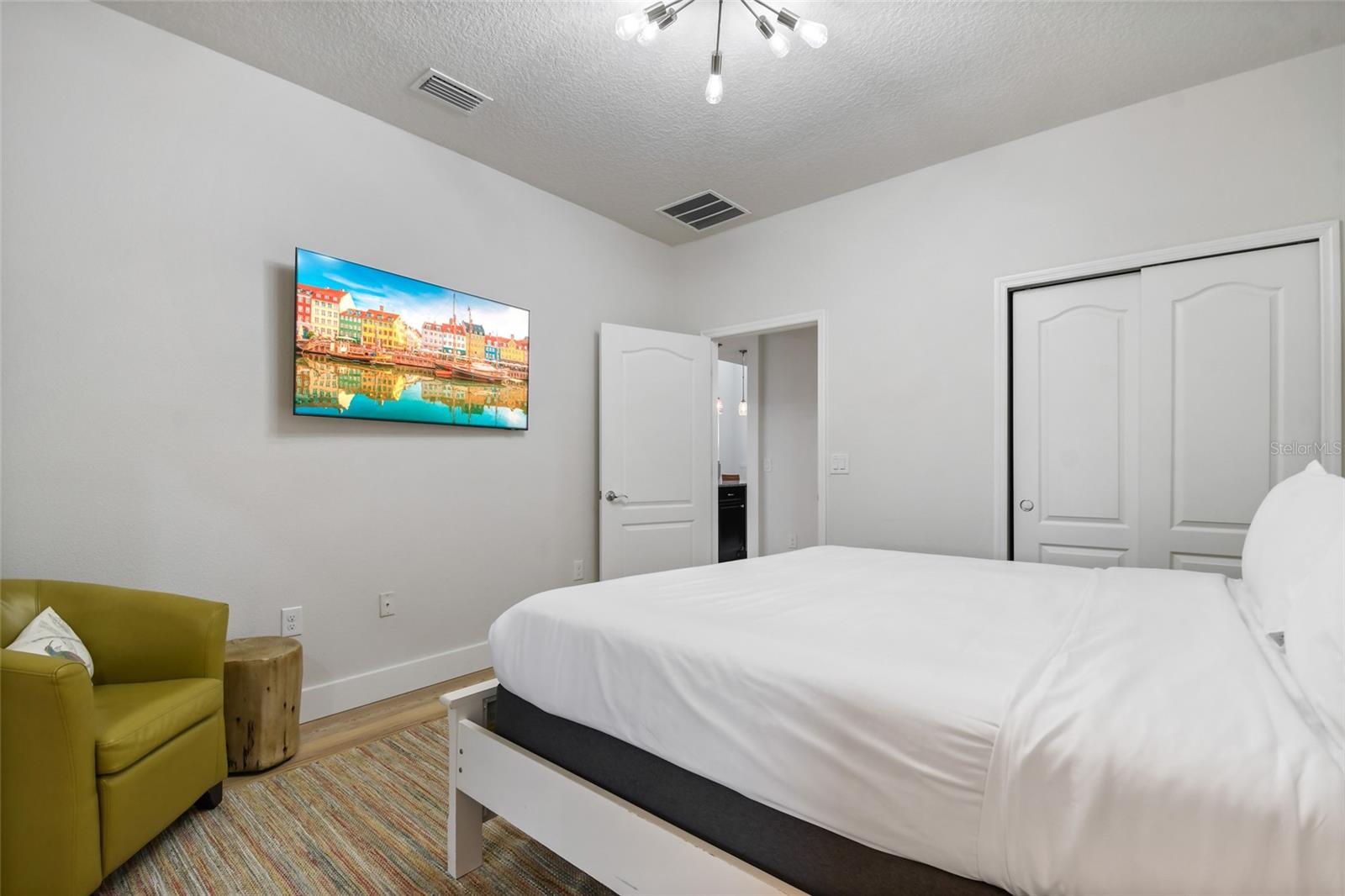 WINDSOR AT WESTSIDE PH 1 - Residential