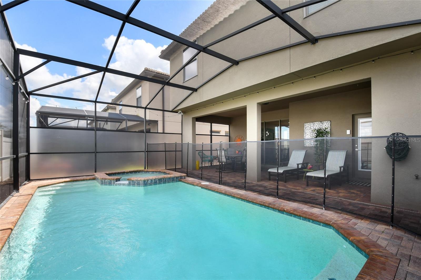 WINDSOR AT WESTSIDE PH 1 - Residential