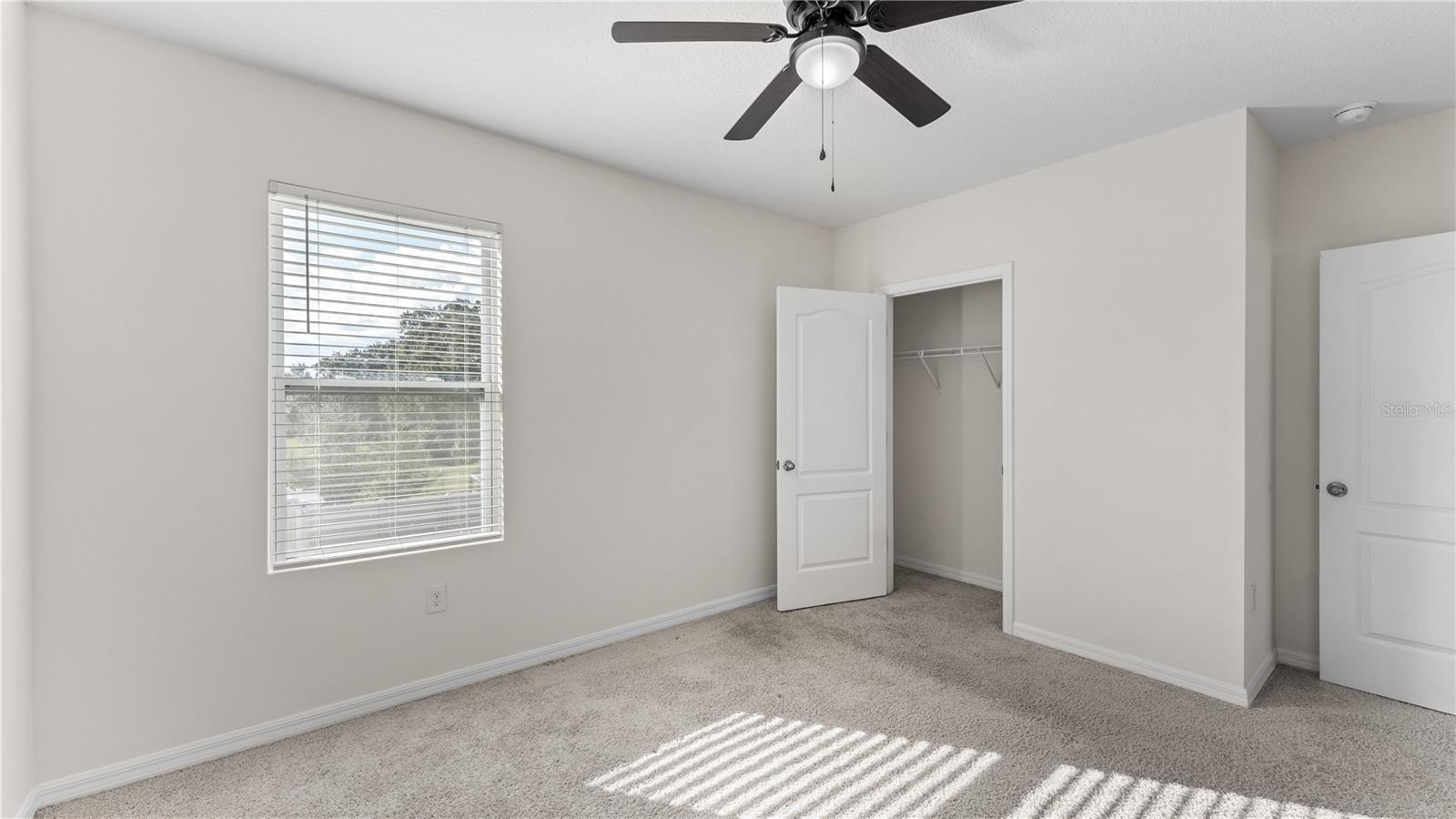 BARRINGTON - Residential Lease