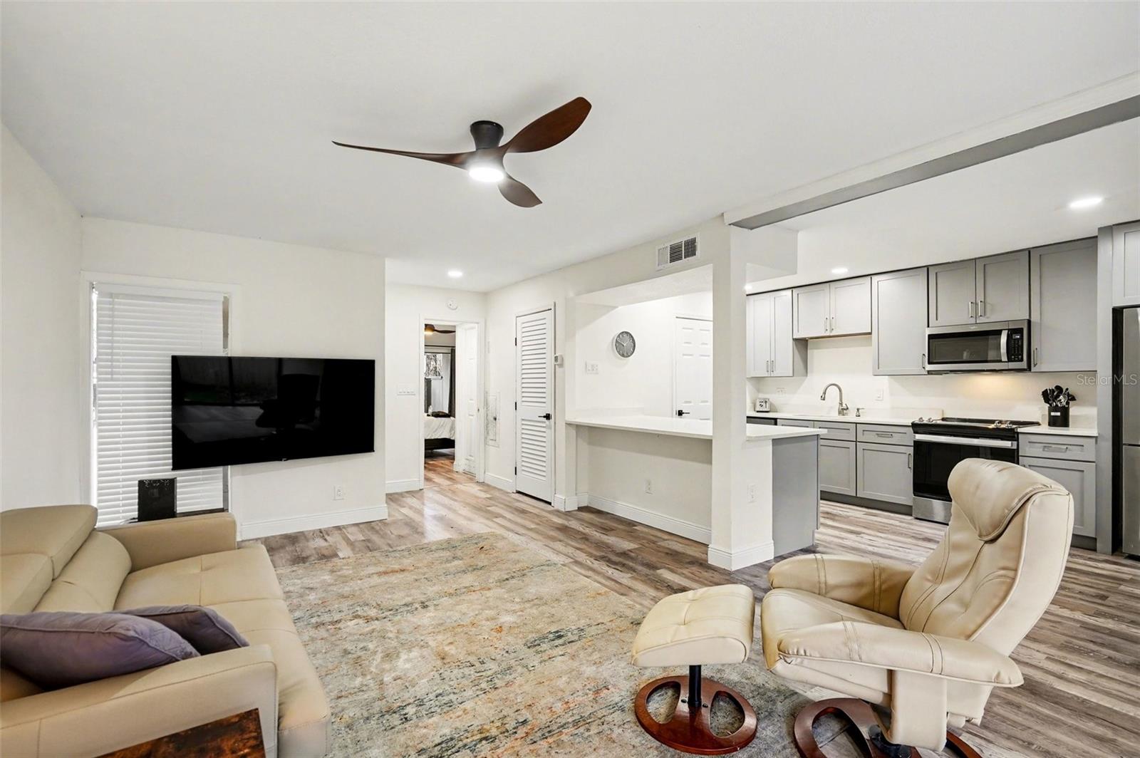 109 CROWN OAKS WAY 109