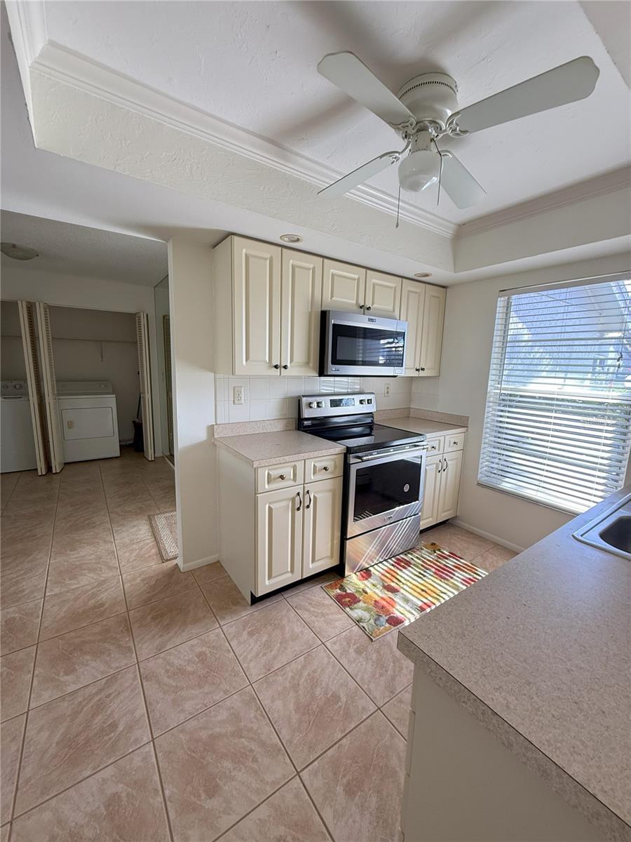 7774-CRESTWOOD VILLAS - Residential