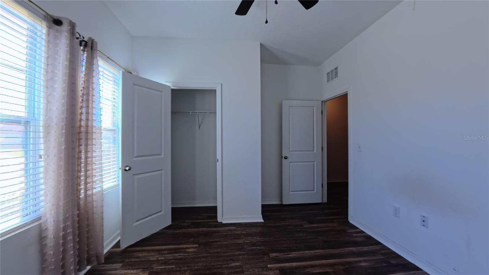 HIDDEN LAKE PRESERVE - Residential