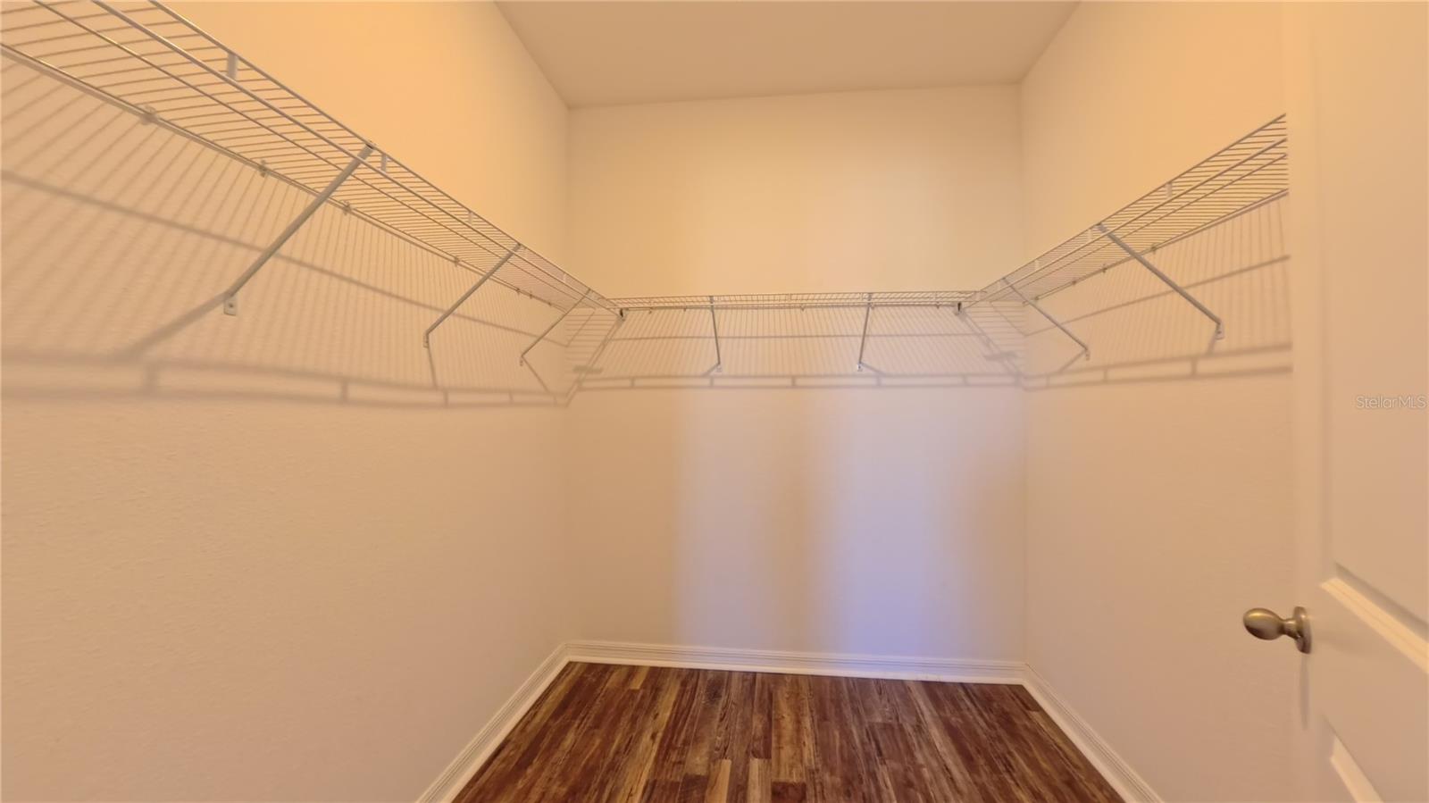 HIDDEN LAKE PRESERVE - Residential