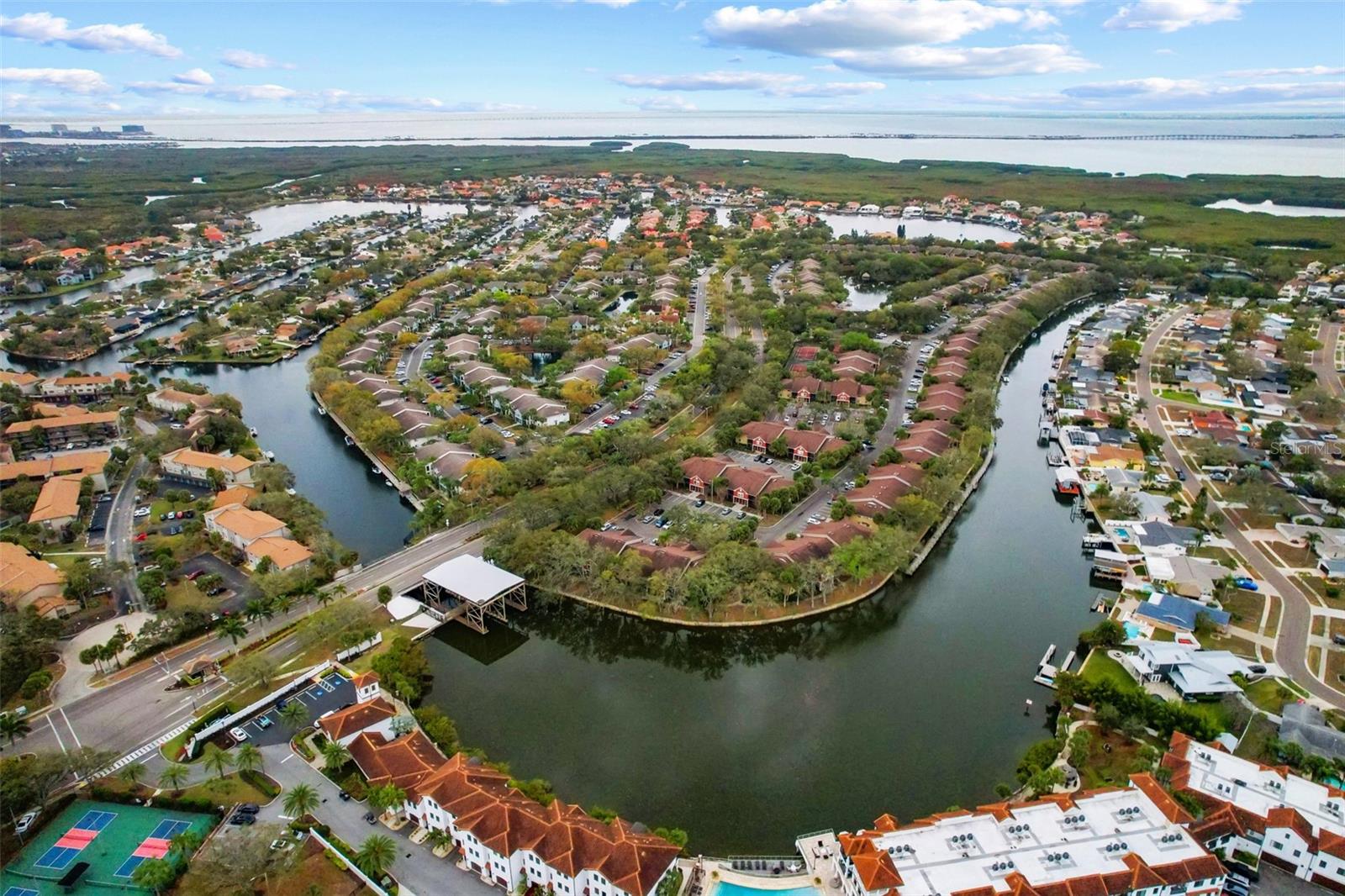 THE GALLERY AT BAYPORT CONDOMI - Residential