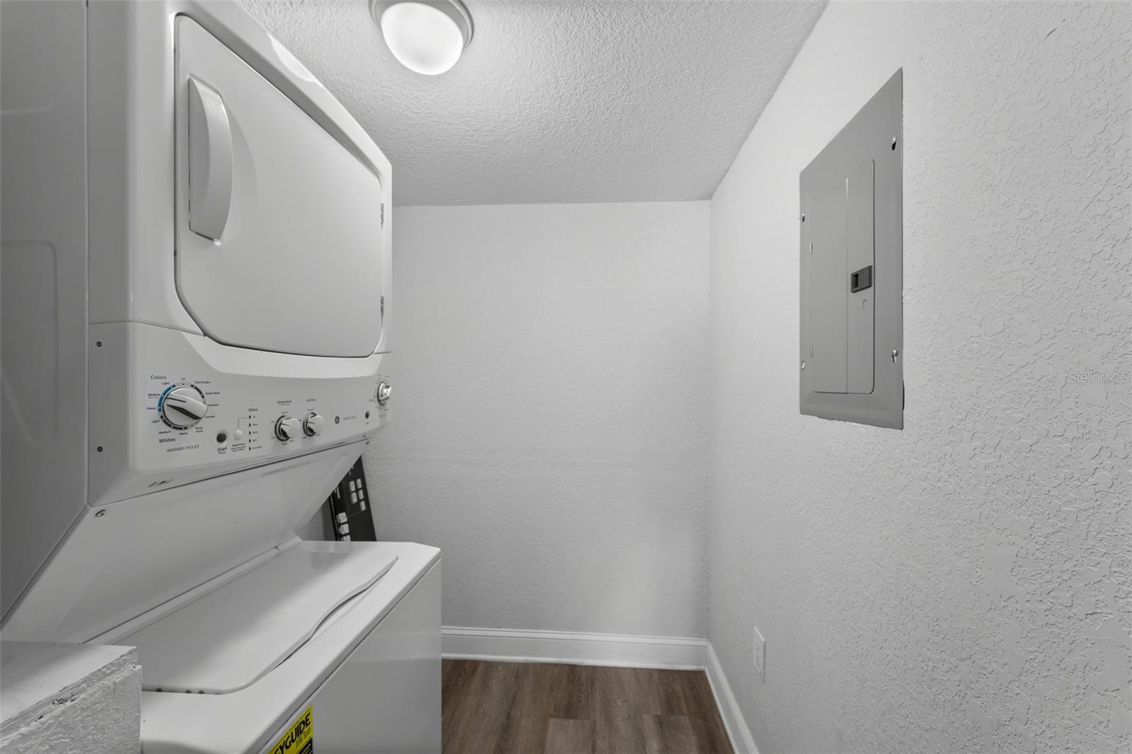 THE GALLERY AT BAYPORT CONDOMI - Residential